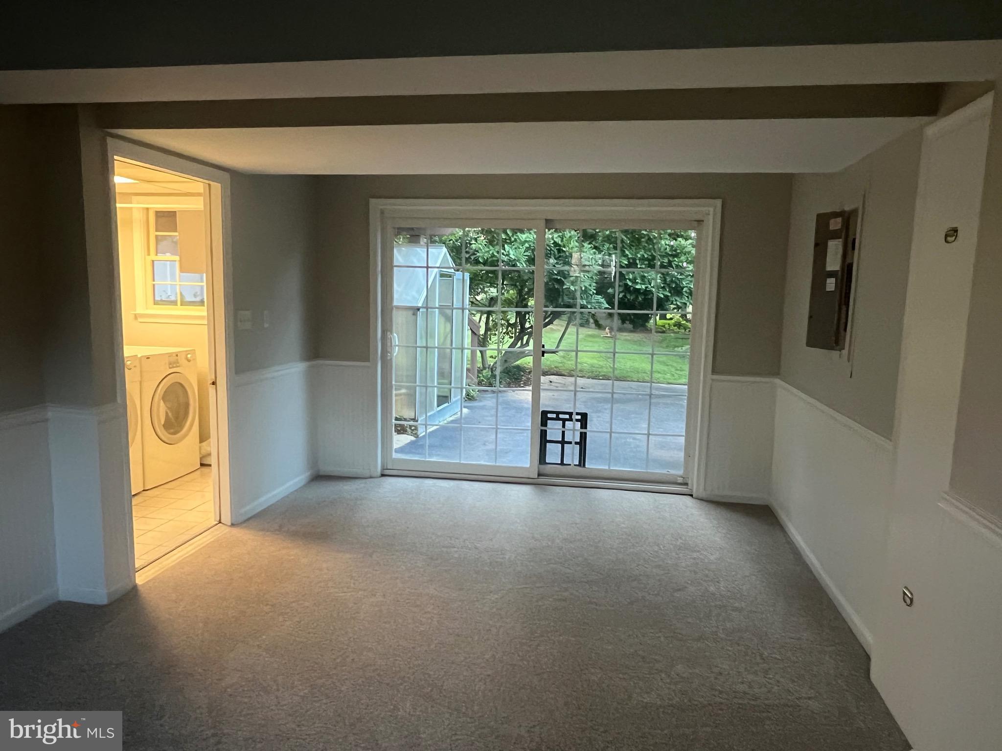 SOUTHVIEW - Residential Lease