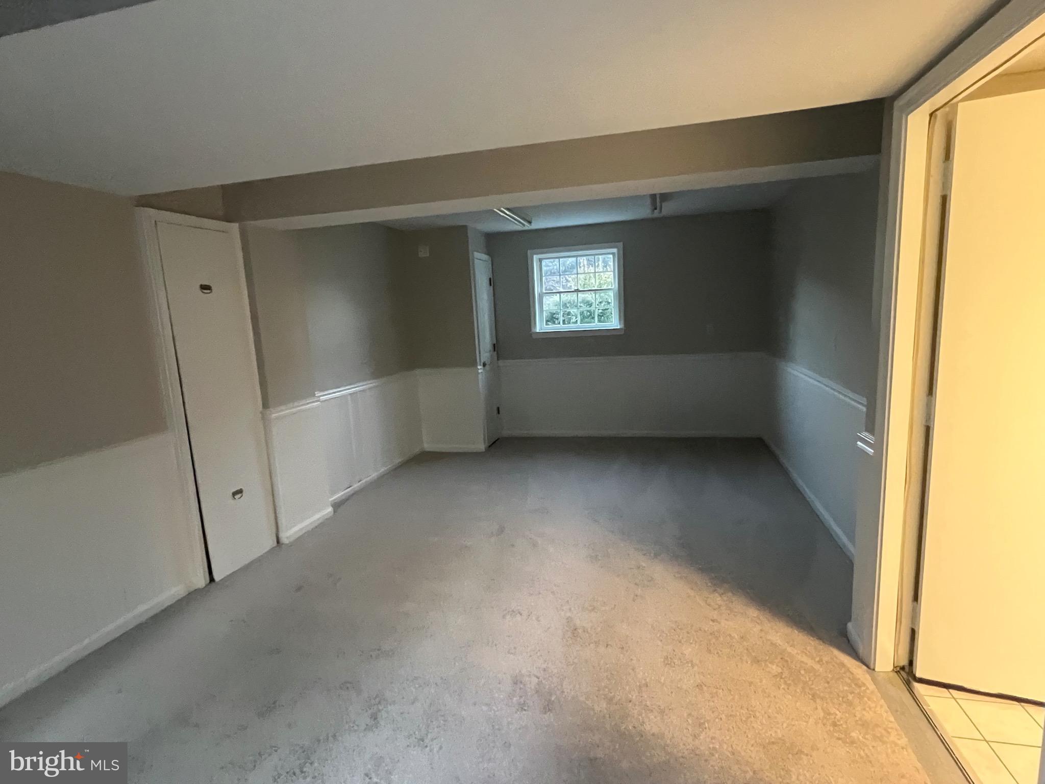 SOUTHVIEW - Residential Lease