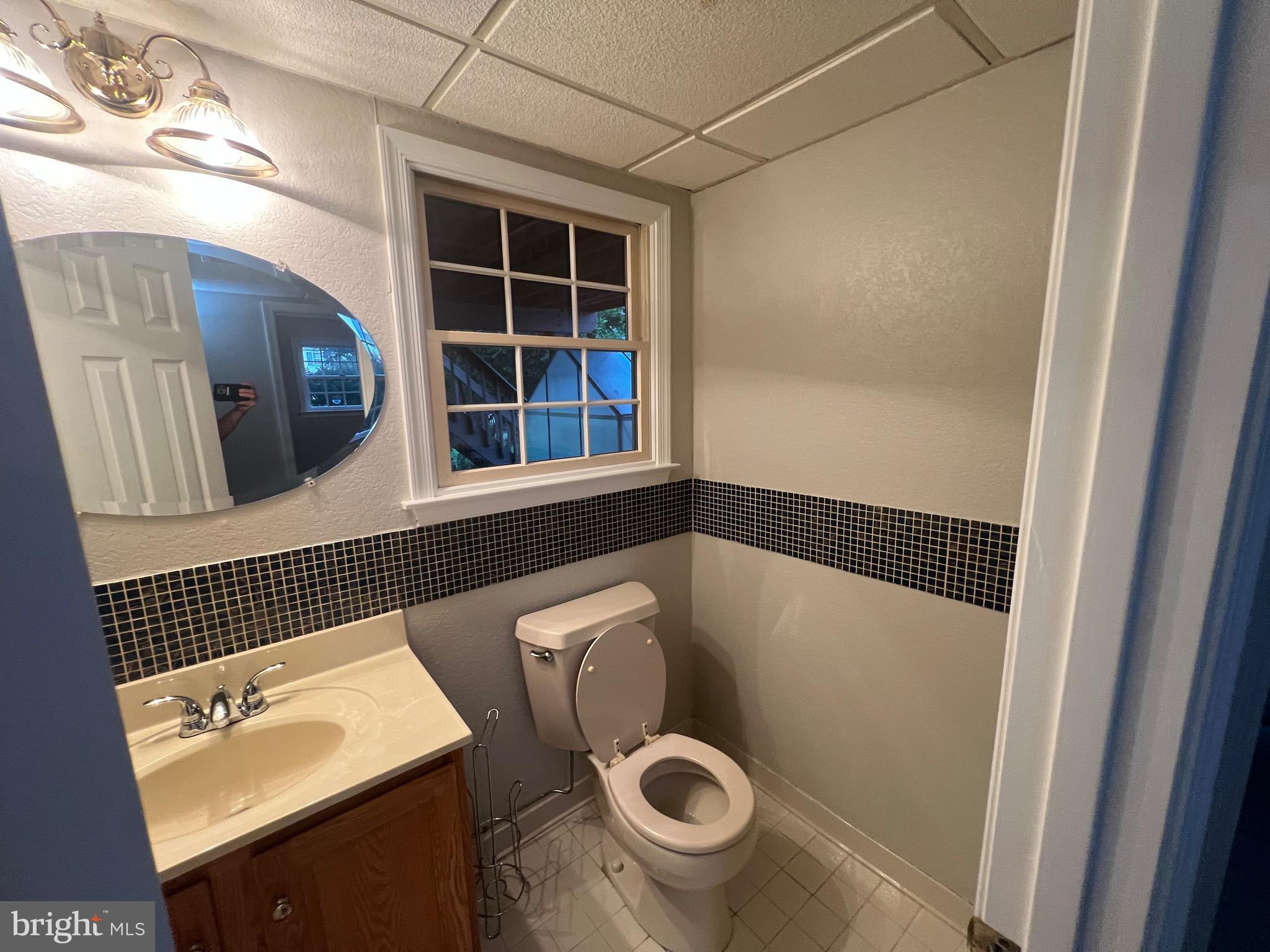 SOUTHVIEW - Residential Lease