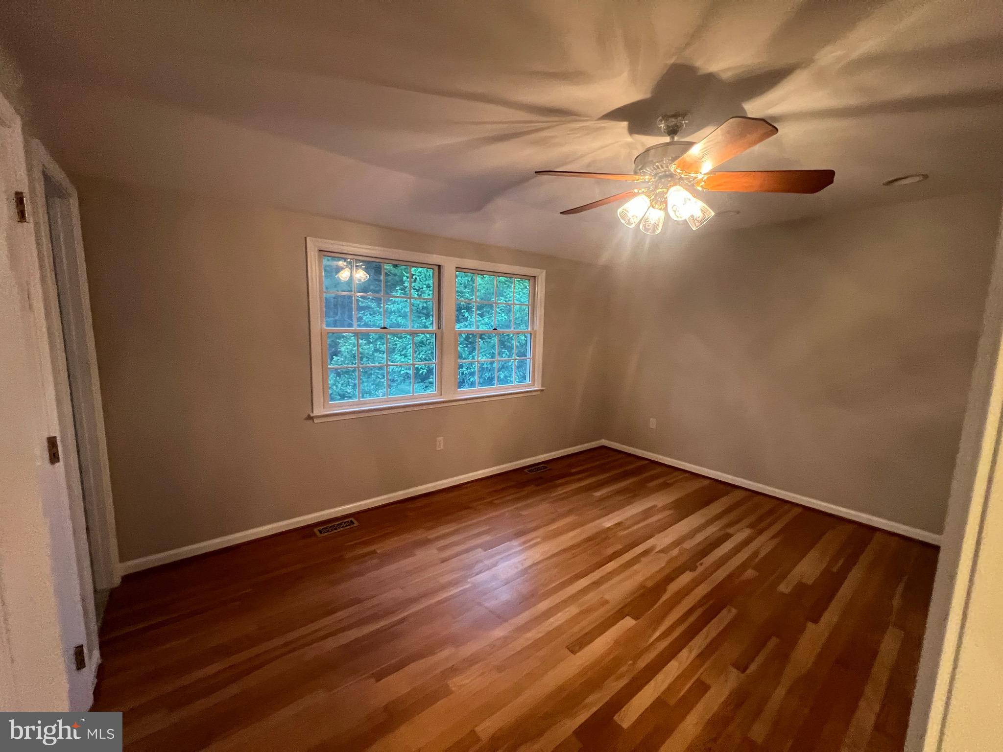 SOUTHVIEW - Residential Lease