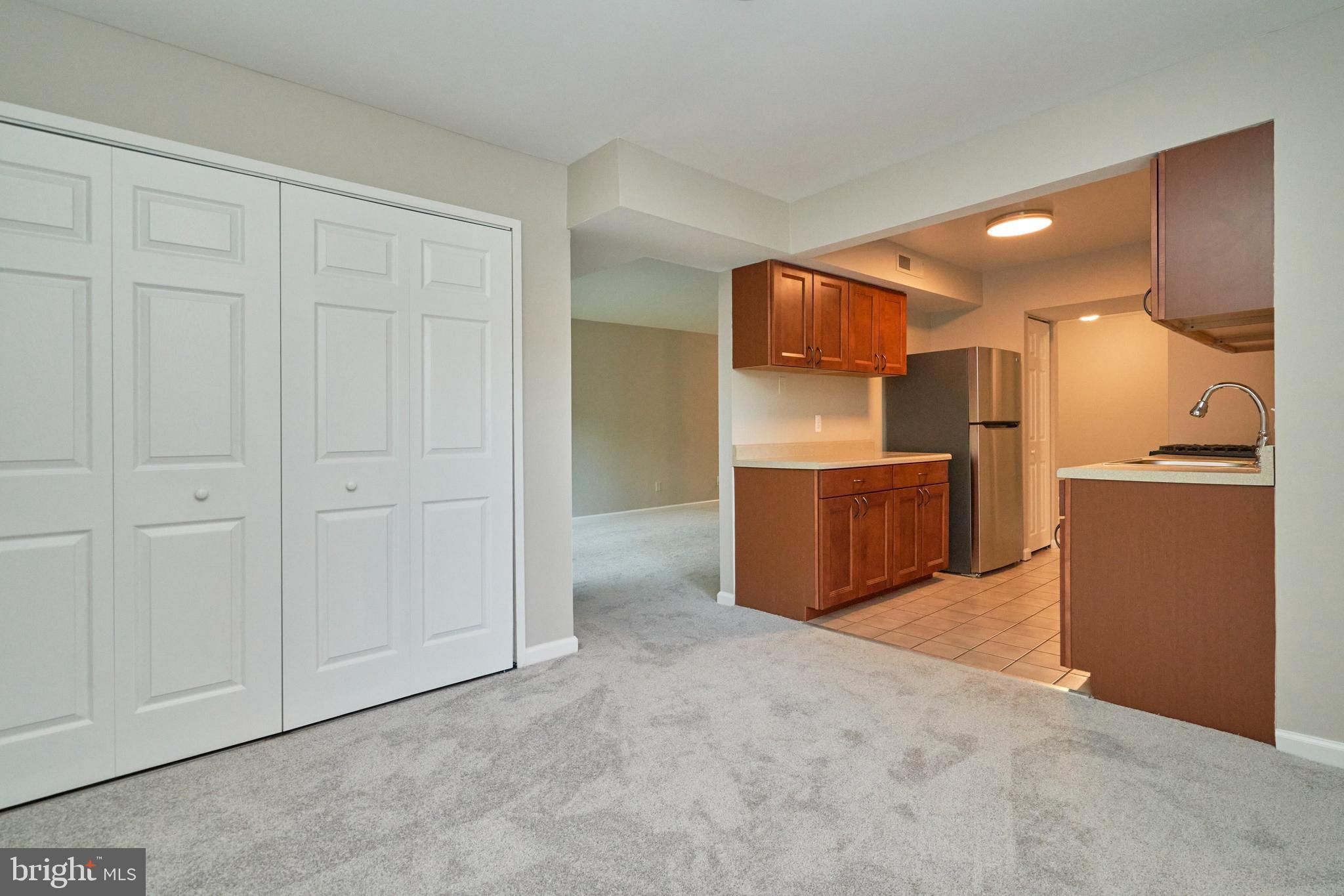 CHERRY GLEN CONDOS - Residential