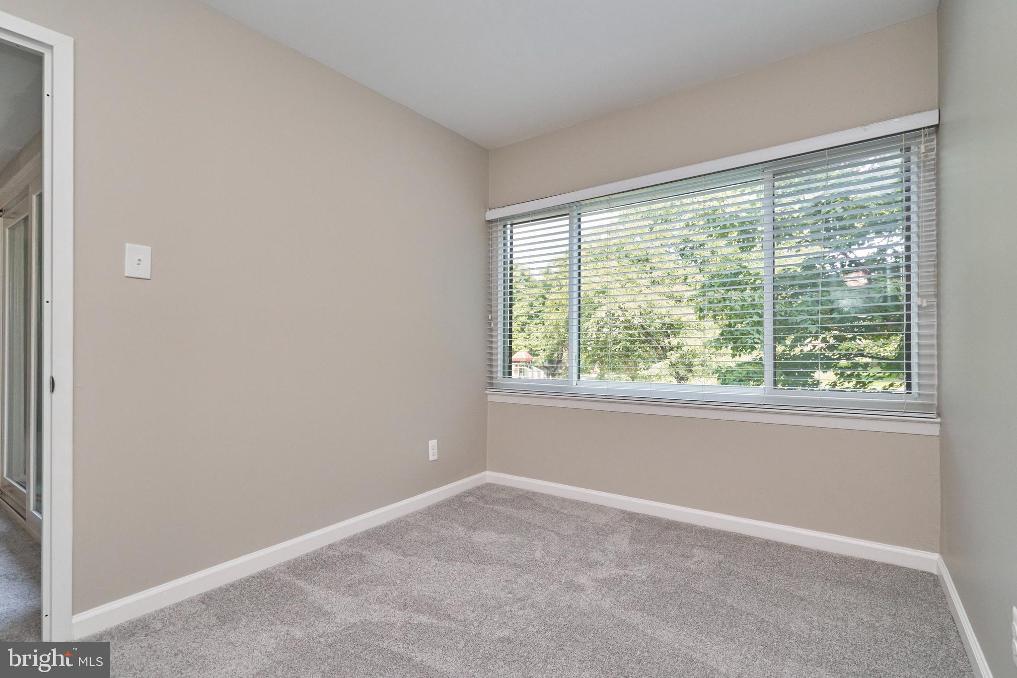 CHERRY GLEN CONDOS - Residential