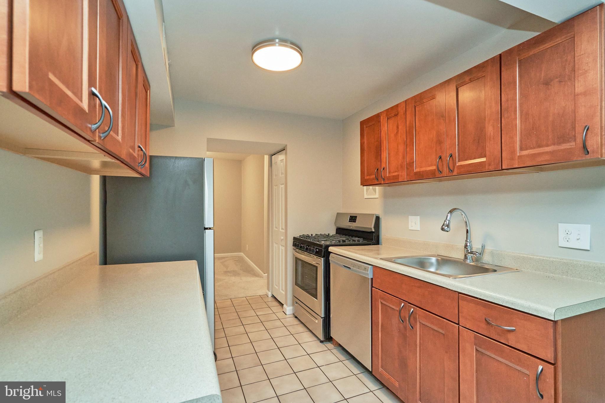 CHERRY GLEN CONDOS - Residential