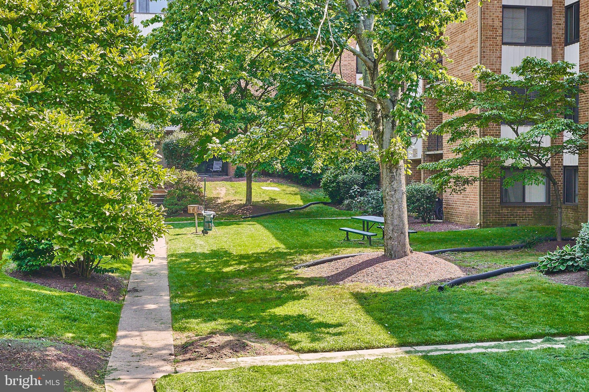 CHERRY GLEN CONDOS - Residential