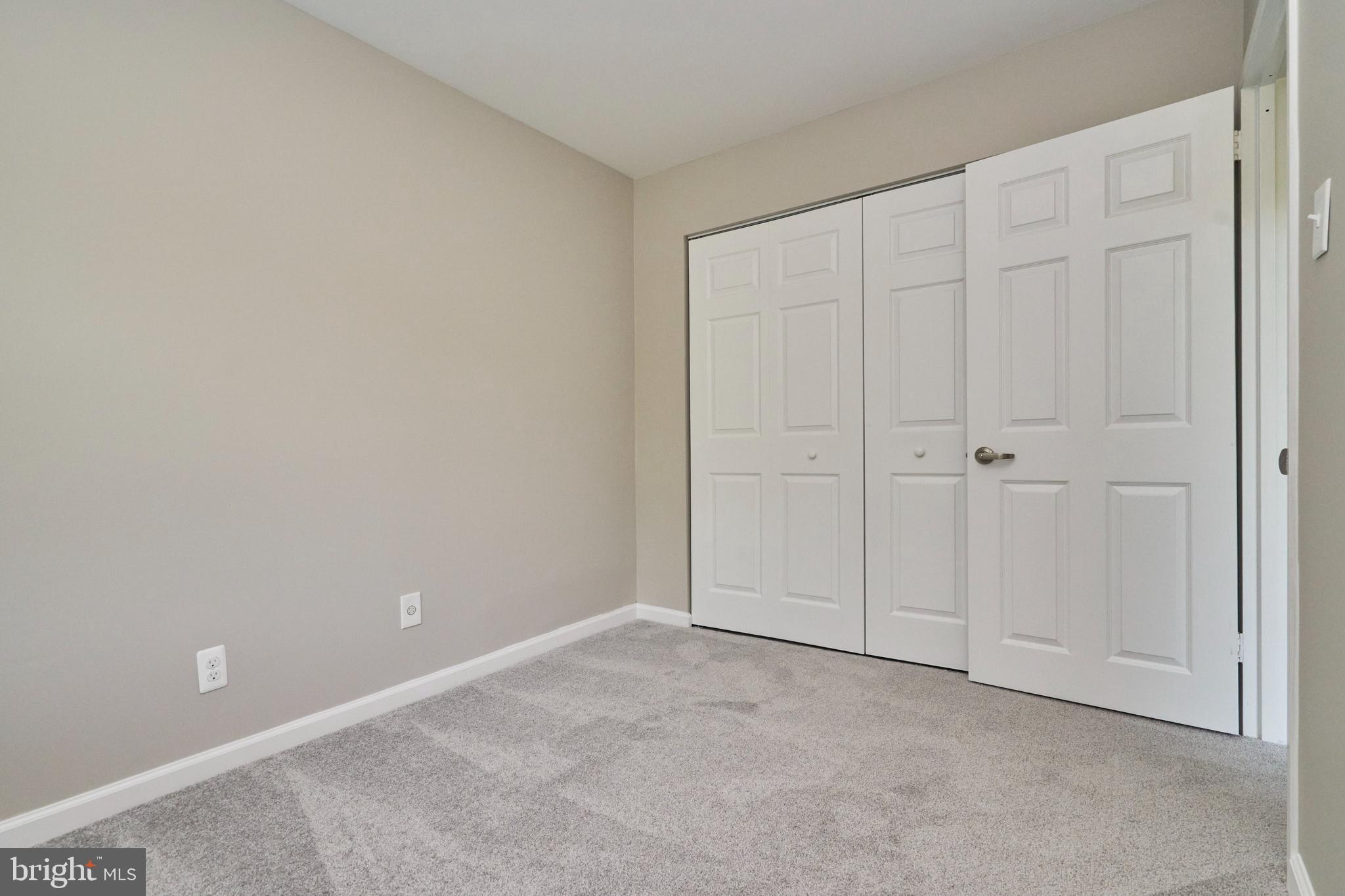 CHERRY GLEN CONDOS - Residential