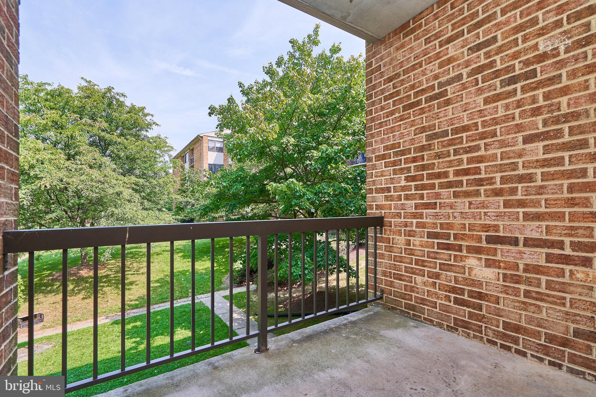 CHERRY GLEN CONDOS - Residential