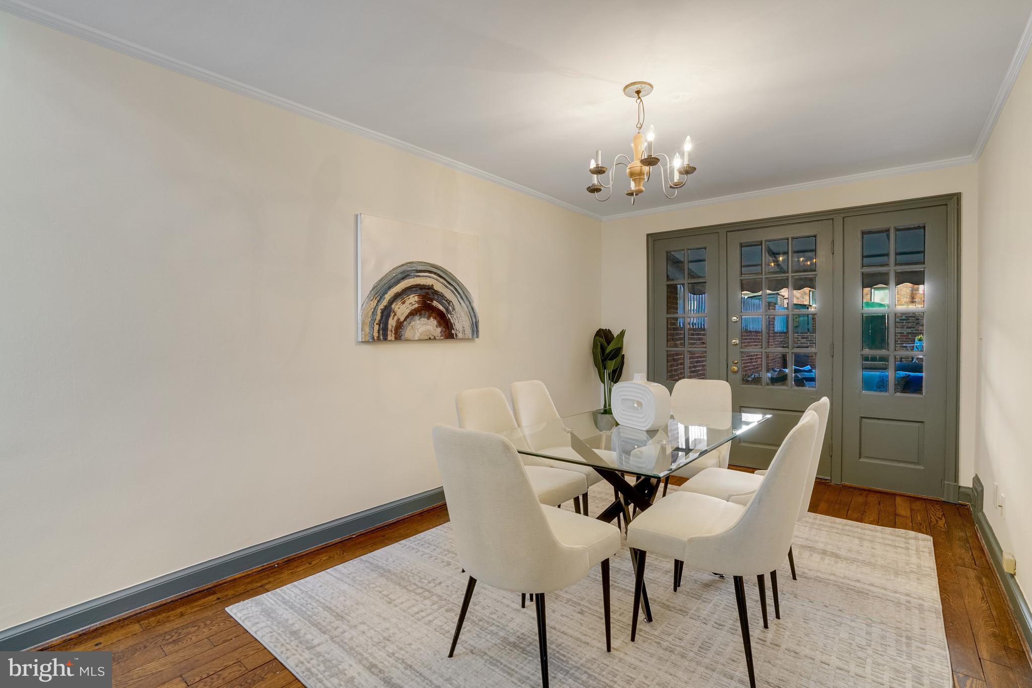 YATES GARDENS - Residential