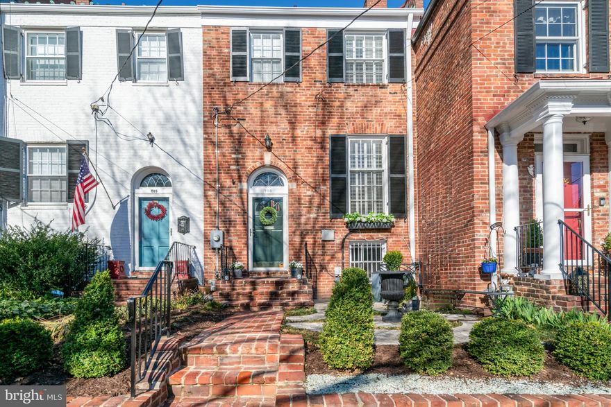 Prepare to be captivated by this delightful and sun-filled Yates Gardens townhouse, nestled on one of Old Town's most picturesque streets. The moment you step inside, you’ll be enchanted by the perfect blend of timeless architectural charm and thoughtful modern updates. Every corner of this home exudes warmth and character, from the elegant details to the high-quality finishes that add a contemporary touch throughout.

A beautifully updated kitchen that’s fully equipped with the latest amenities, offering both style and functionality. It effortlessly flows into the inviting dining room, making it ideal for both everyday living and entertaining guests. The main level also includes a convenient half bath for added comfort and practicality.

Step outside through the back door and be greeted by a tranquil and picturesque walled garden, a true urban oasis. The space boasts extensive hardscaping, lush mature landscaping, and a serene atmosphere that feels like a private retreat. With rear alley access, you’ll also enjoy easy entry and additional convenience.

This charming townhouse offers a perfect blend of classic appeal and modern convenience, all while being ideally located in one of the most sought-after neighborhoods in Old Town. It’s the kind of home where every detail has been thoughtfully considered, creating a truly special place to live and love.