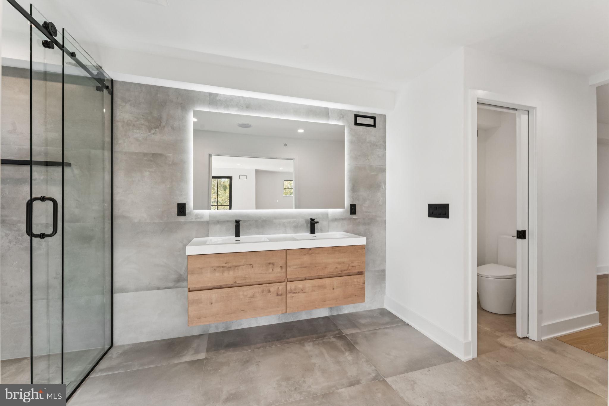 RUNNYMEADE FARMS - Residential