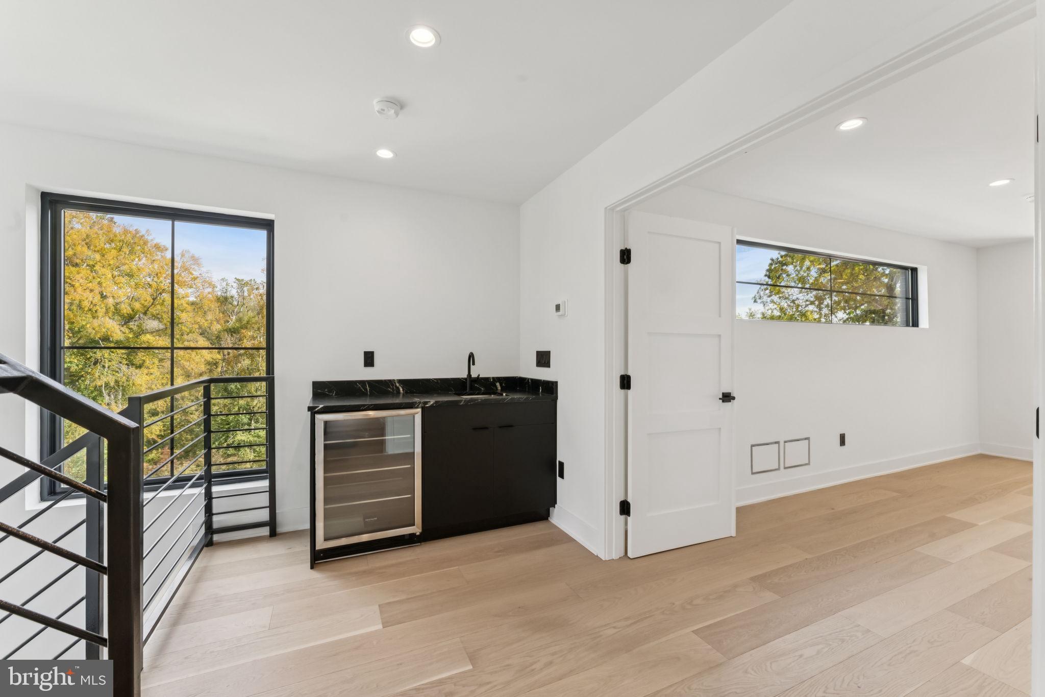 RUNNYMEADE FARMS - Residential