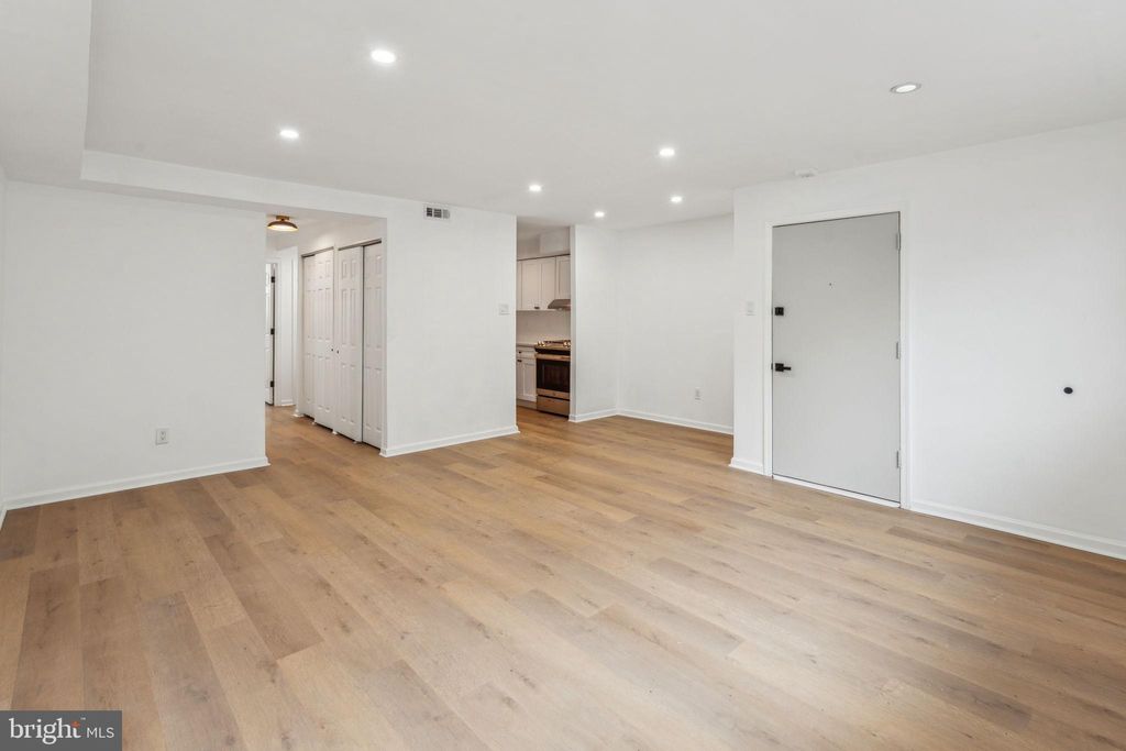 Photo of 6901 - 29 Valley Avenue #D1, PHILADELPHIA, PA 19128 (MLS # PAPH2551878)