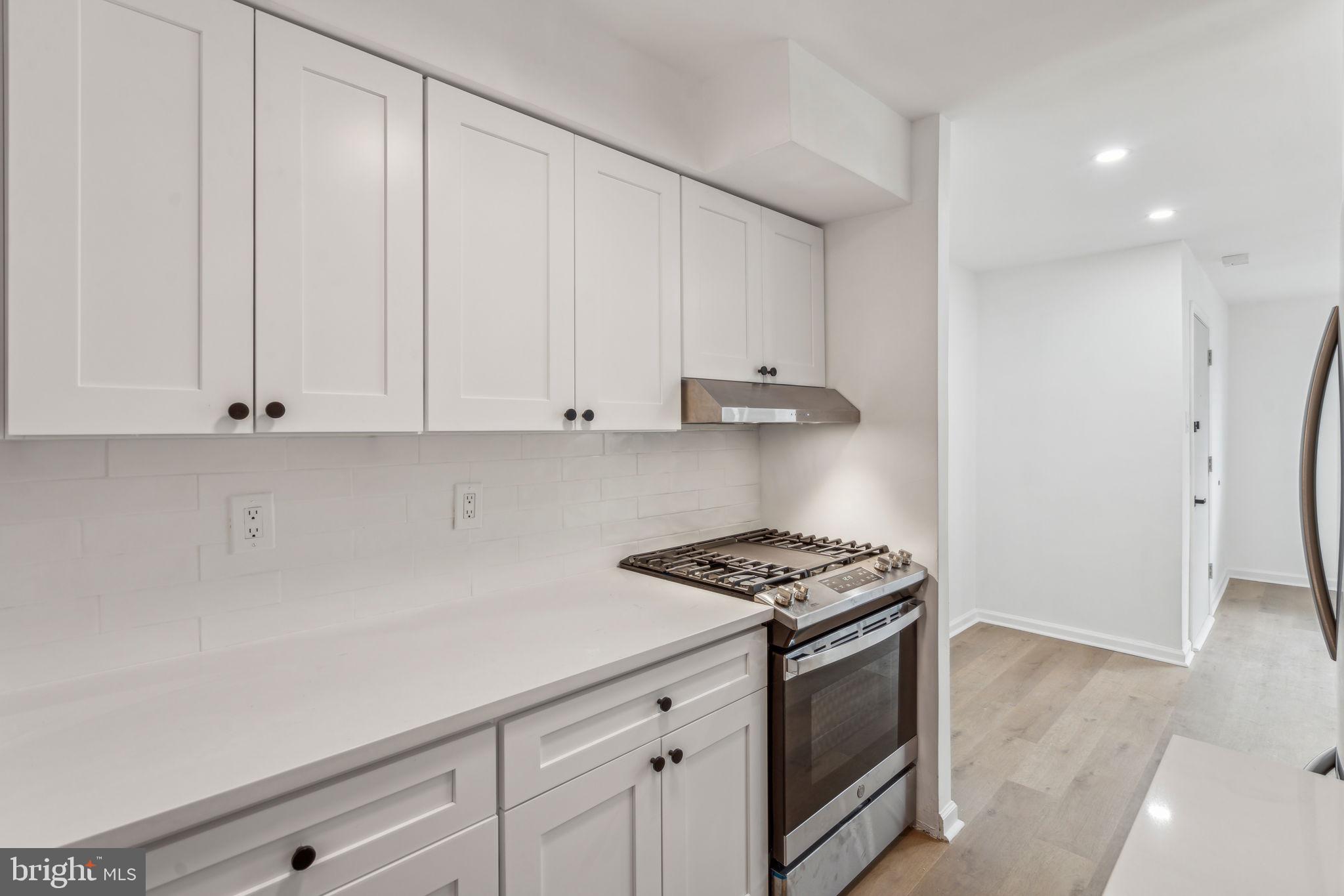 ROXBOROUGH - Residential