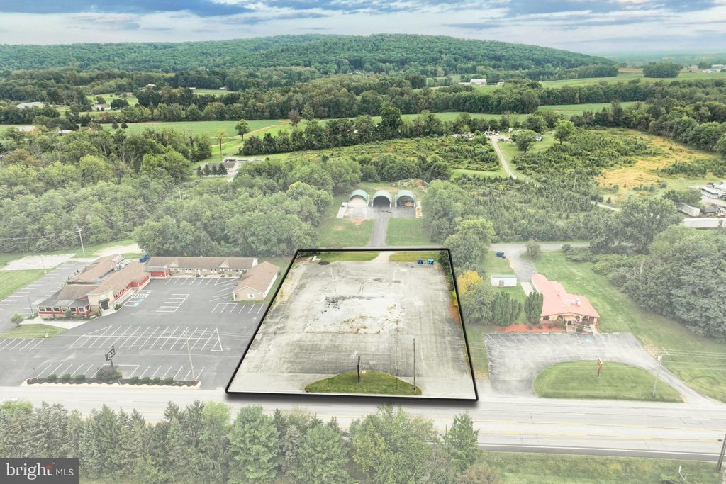 Photo of 6431 York Road, NEW OXFORD, PA 17350 (MLS # PAAD2020028)