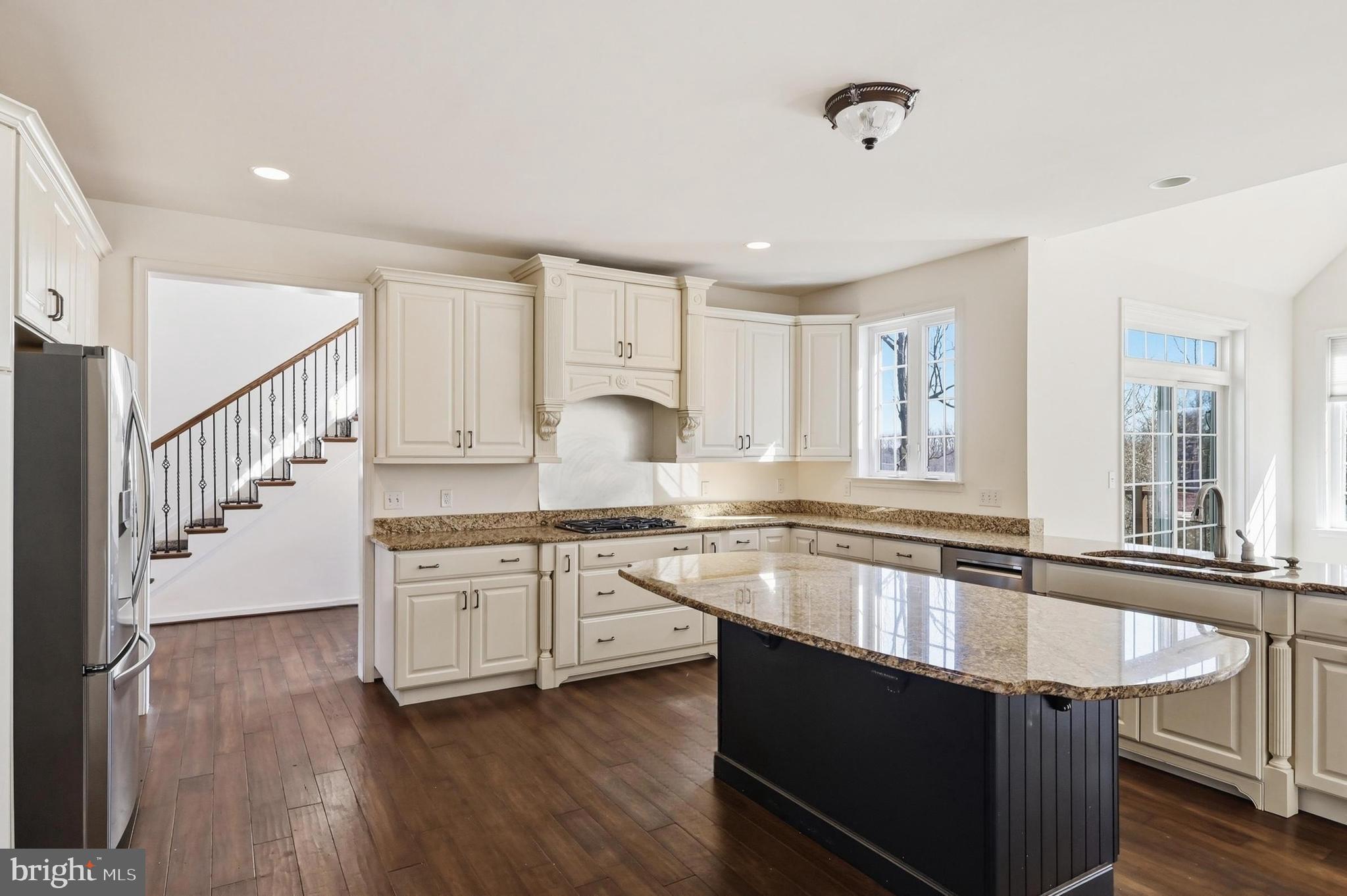 BROOKSHIRE - Residential