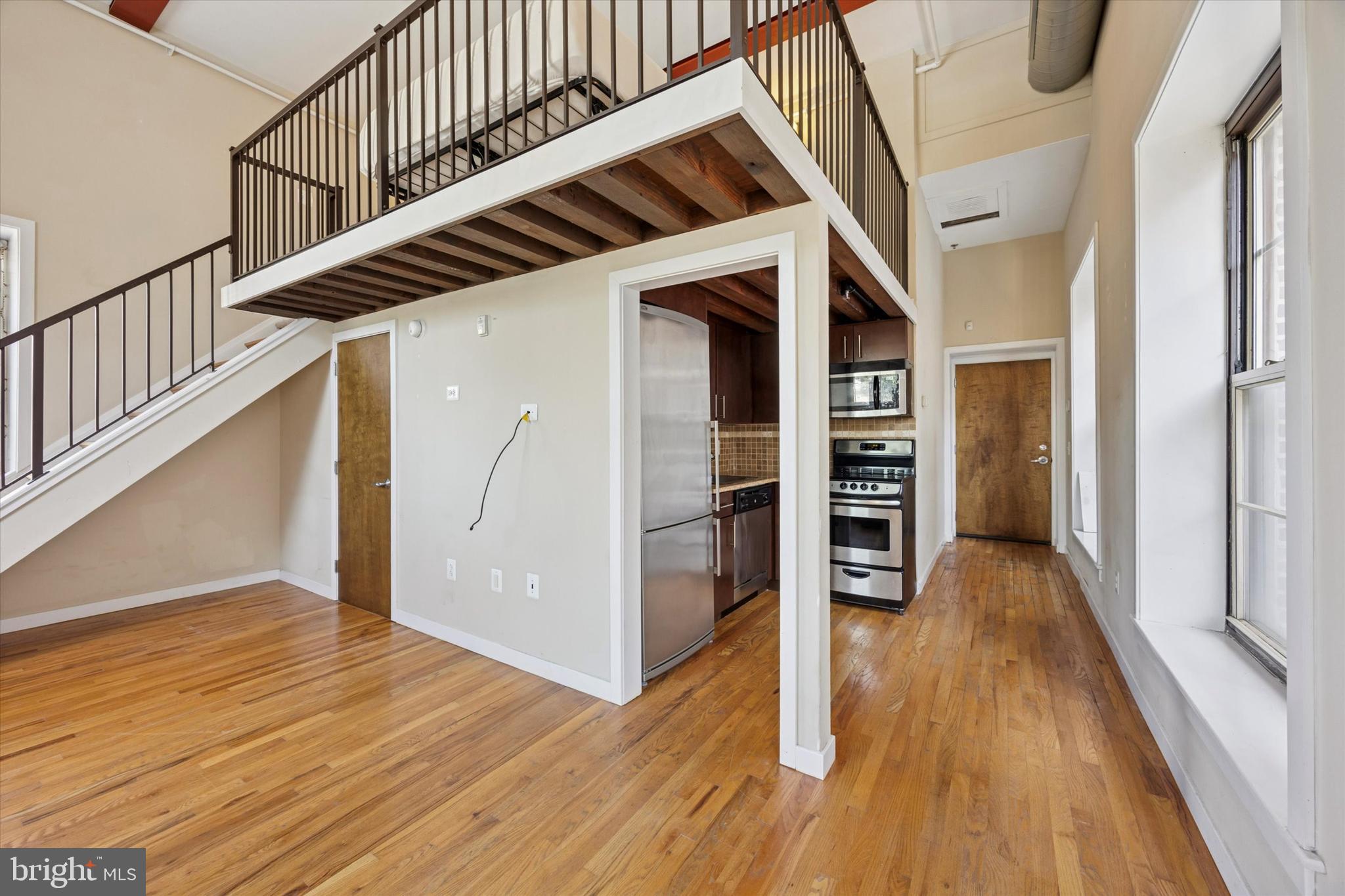 1201-15 FITZWATER STREET 15 204