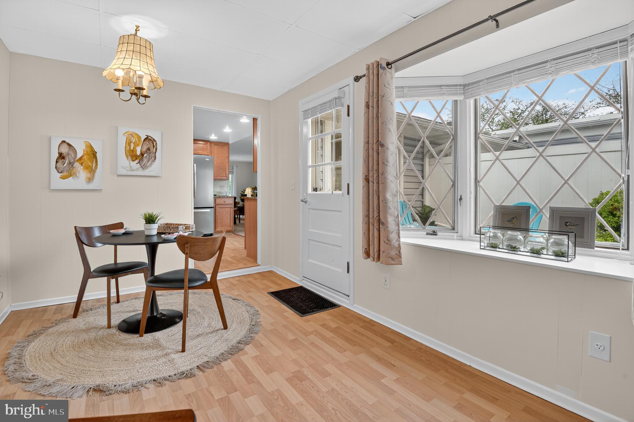 LEISURE WORLD - Residential