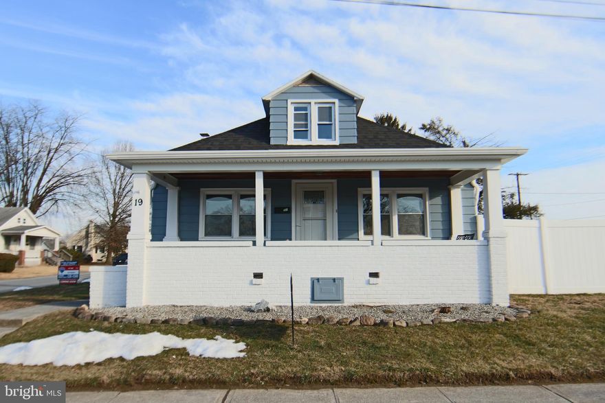 Thoroughly updated 3-bedroom, 1-bathroom Cape Cod in Highspire Borough offering 1,087 square feet of living space. The layout feels comfortable, with a living room that features beautiful hardwood floors and is large enough to become the natural gathering space for everyone. All three bedrooms include new carpet and the lower two have built-in storage, making each room practical. The kitchen provides wood cabinetry, generous counter space, new LVP flooring, and windows that bring in steady natural light. Situated on a .13-acre fenced corner lot off 2nd Street, the property offers yard space to enjoy, plus convenient access to I-283 for commuting. The covered front porch adds great outdoor space and is a comfortable place to unwind at the end of the day. Come take a look!