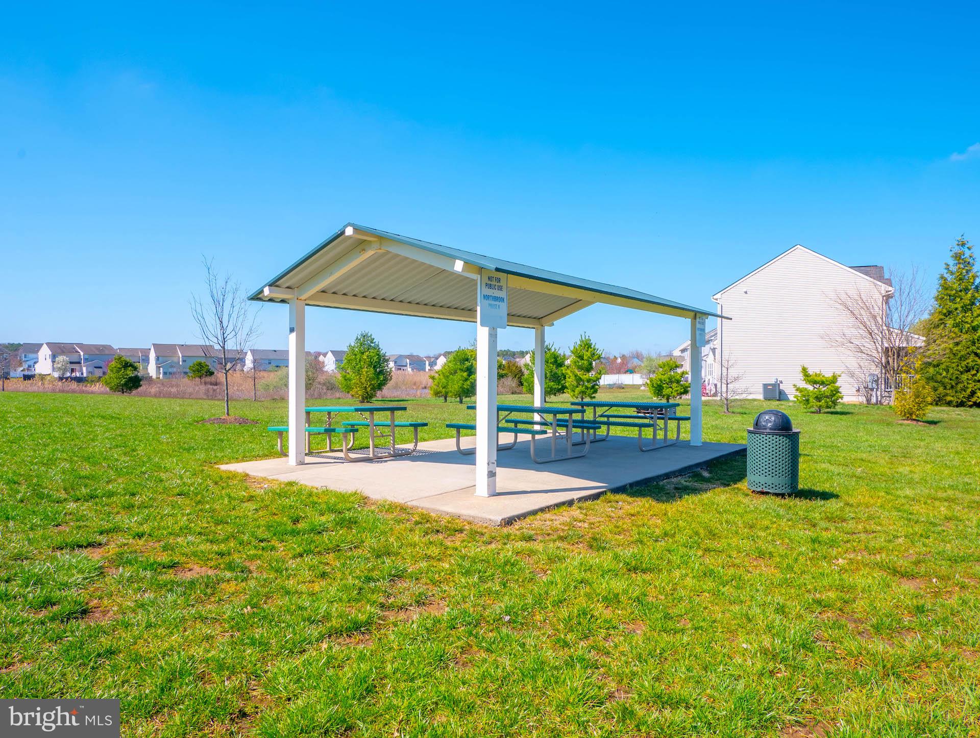 NORTH BROOK - Residential