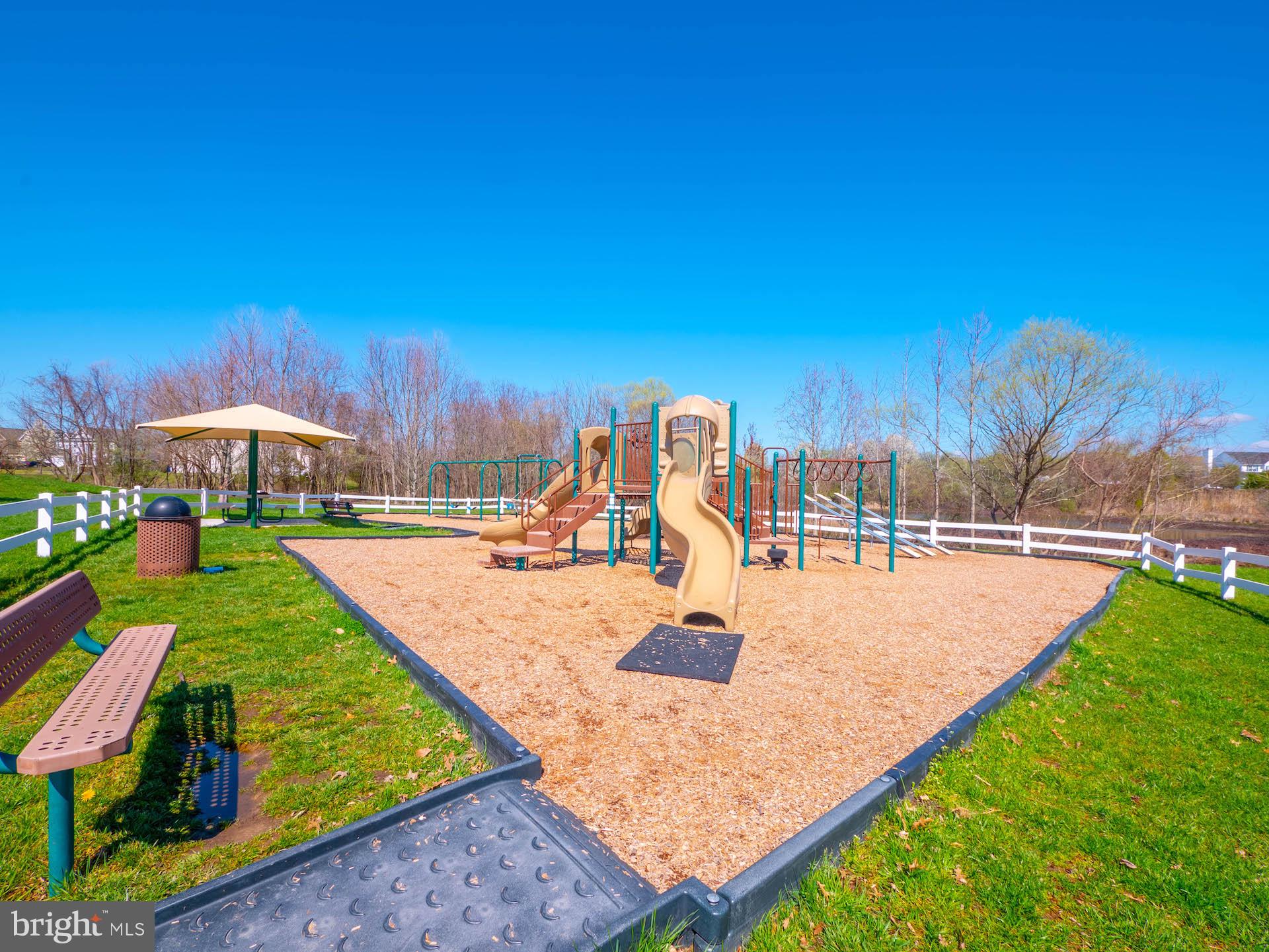 NORTH BROOK - Residential