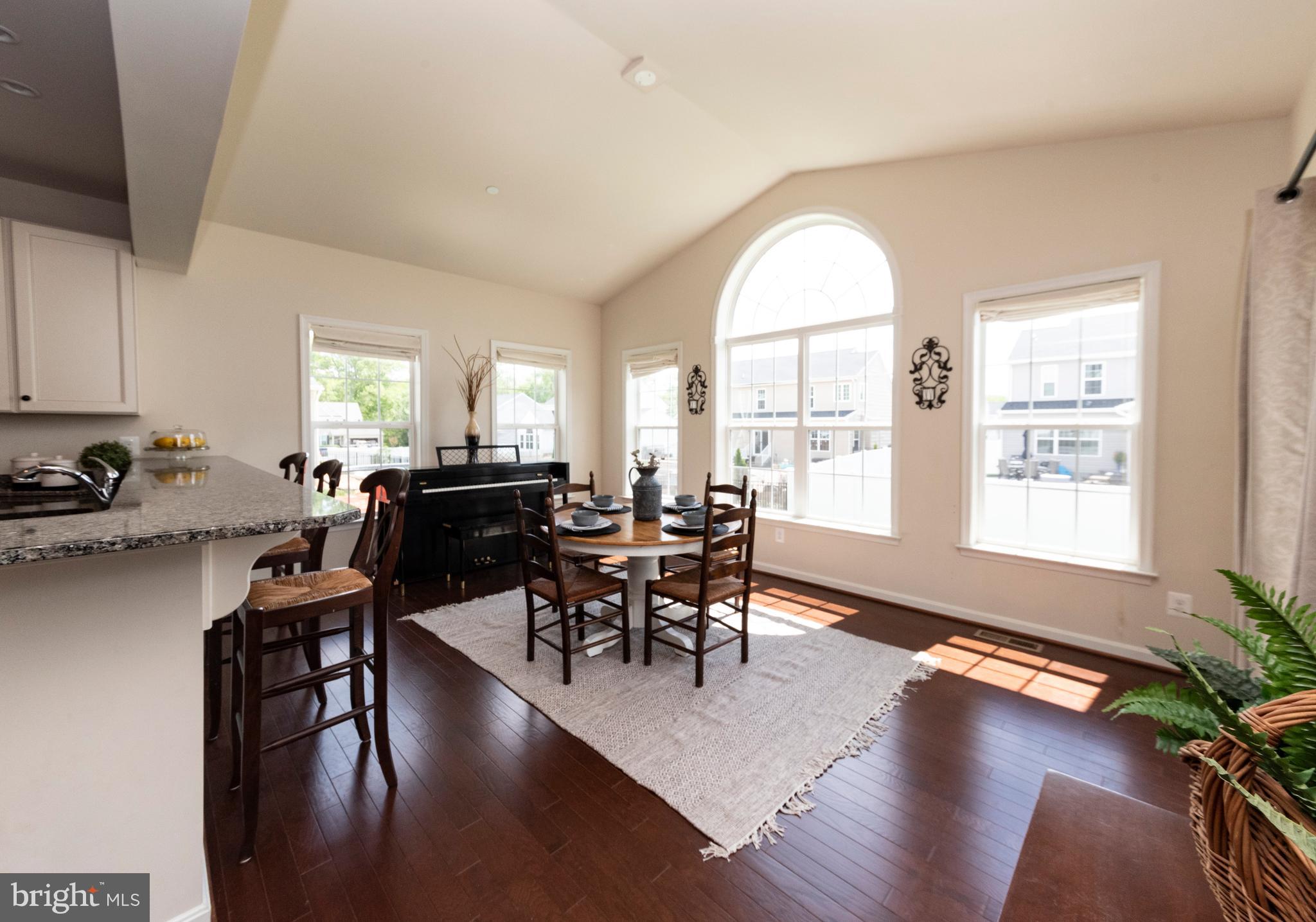 NORTH BROOK - Residential