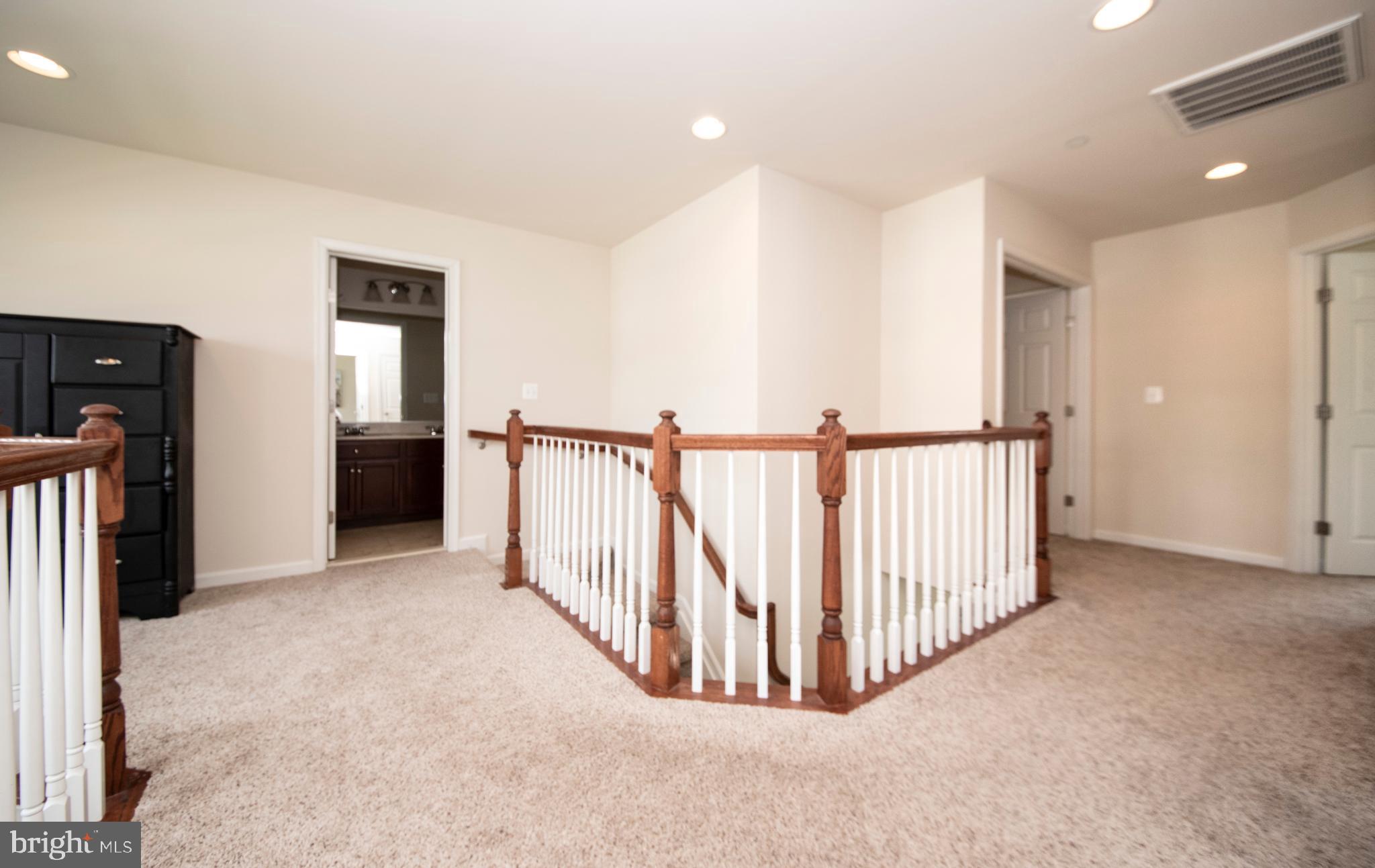 NORTH BROOK - Residential