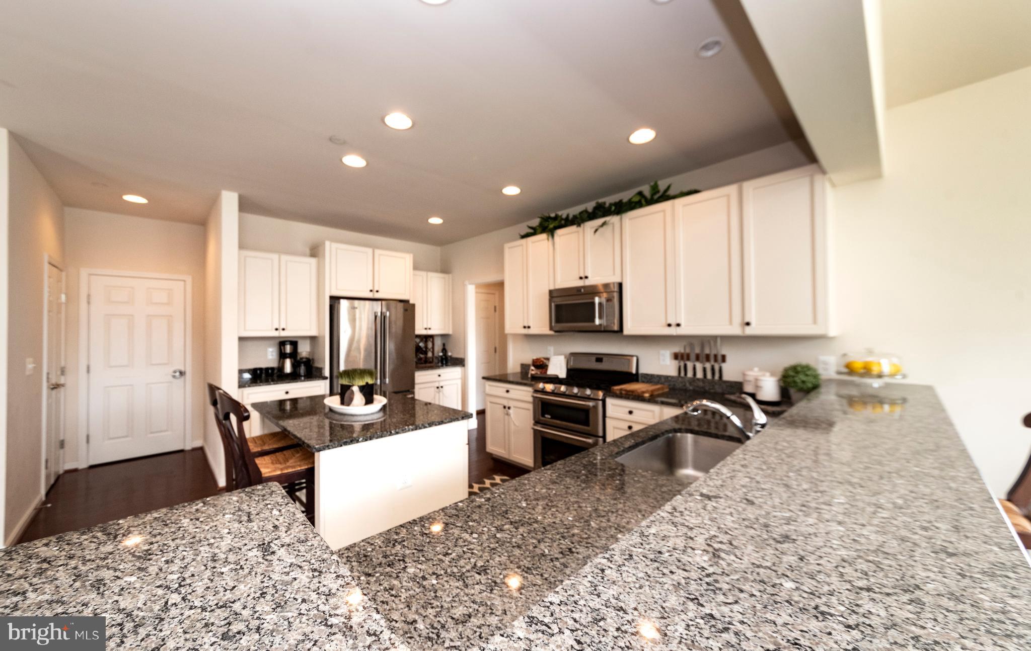 NORTH BROOK - Residential