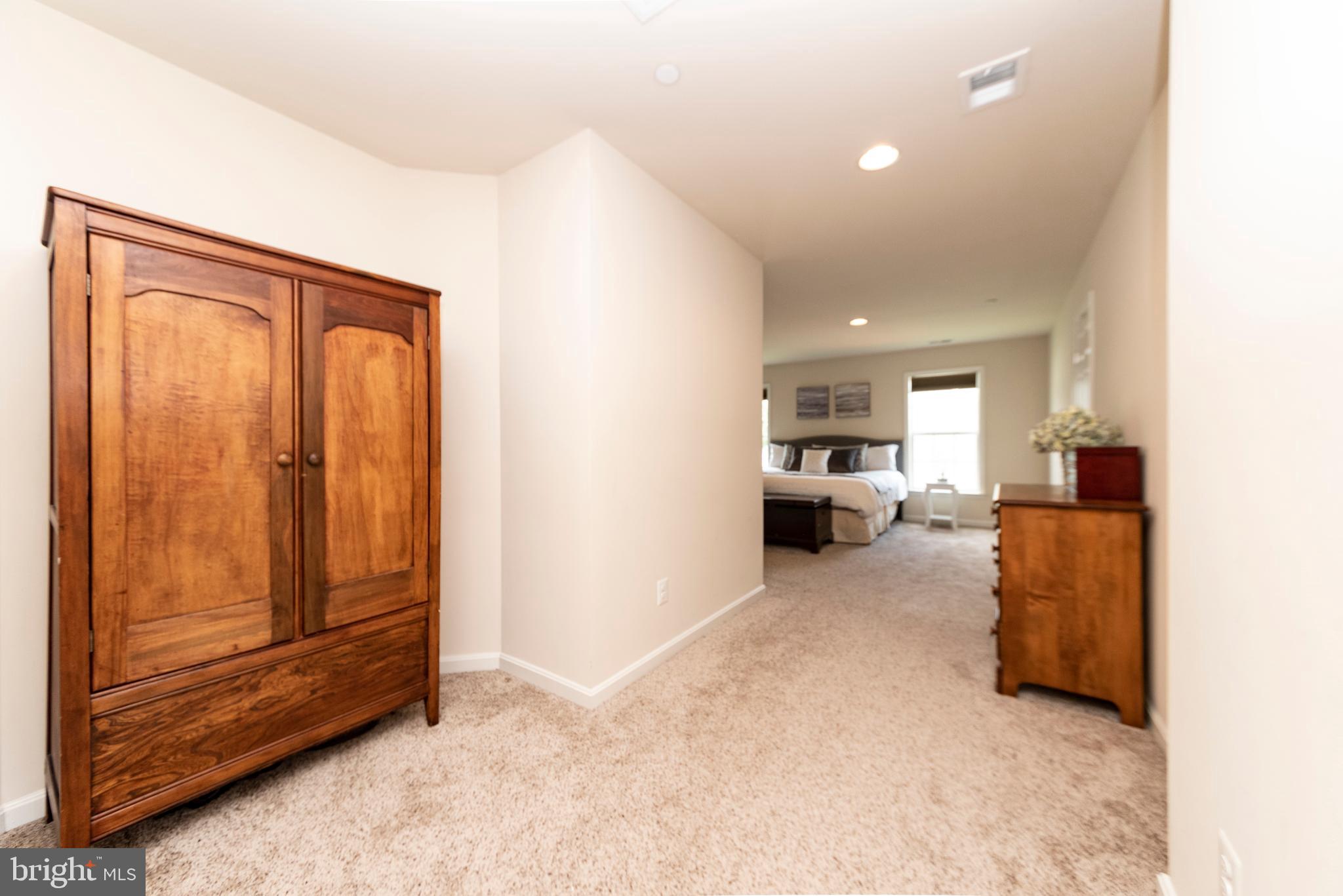 NORTH BROOK - Residential