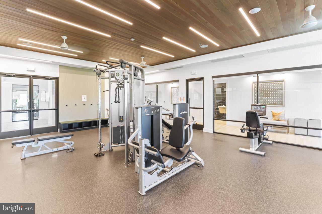 METRO WALK AT MOOREFIELD STATION - Residential Lease