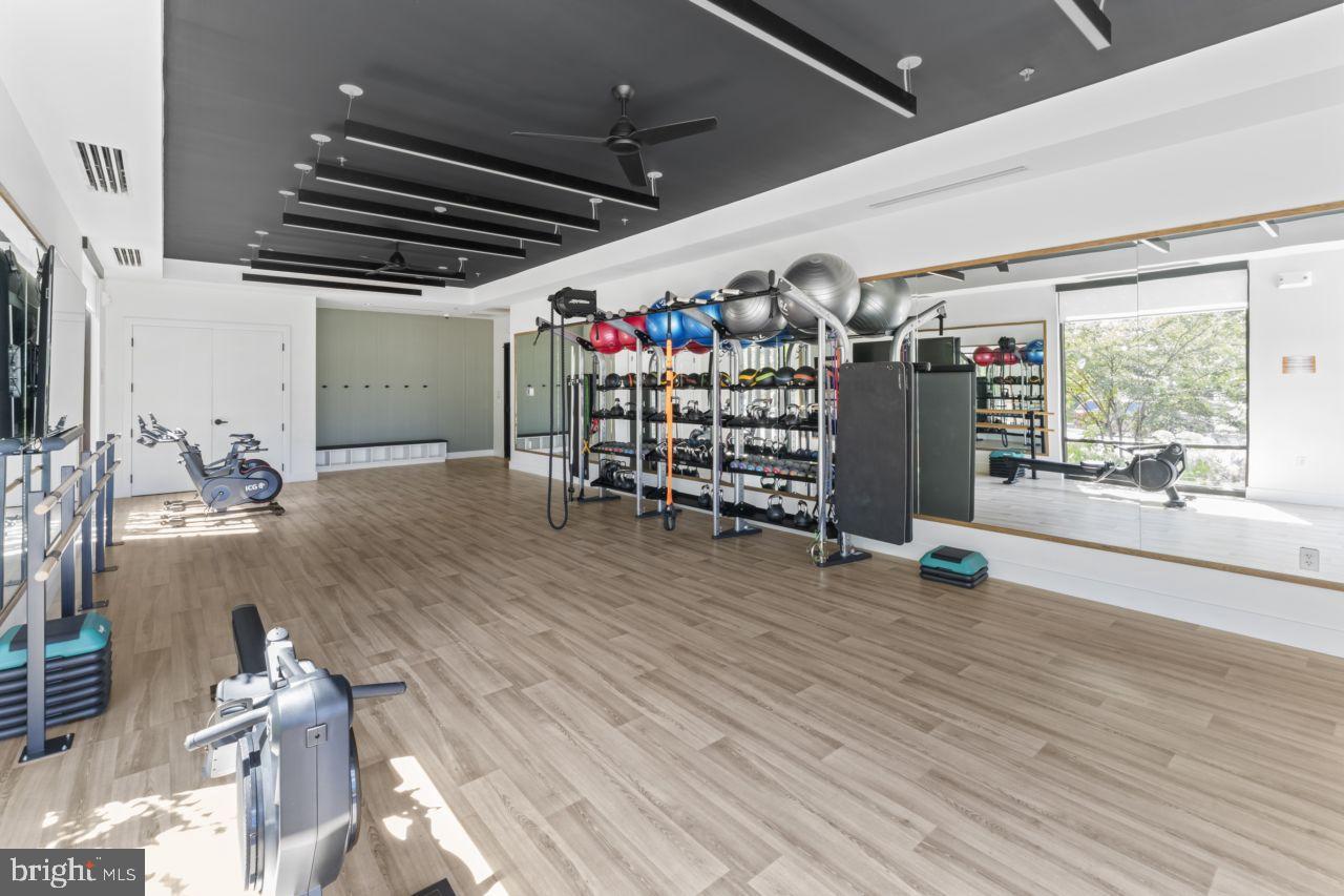 METRO WALK AT MOOREFIELD STATION - Residential Lease