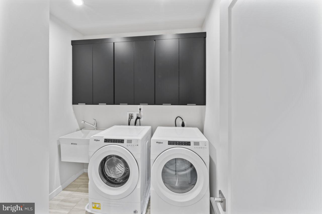 METRO WALK AT MOOREFIELD STATION - Residential Lease