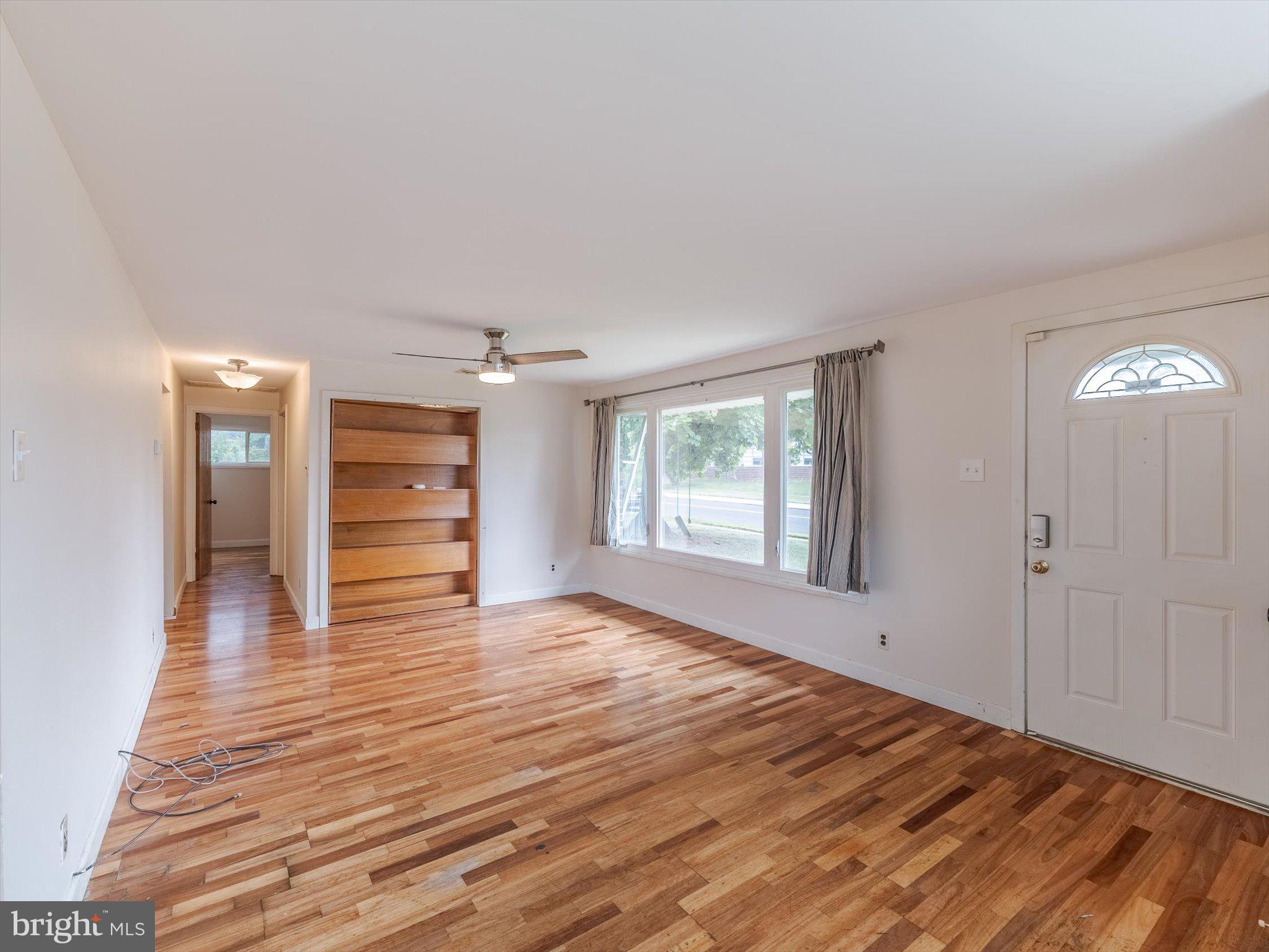 2814 WOODLAND ROAD
