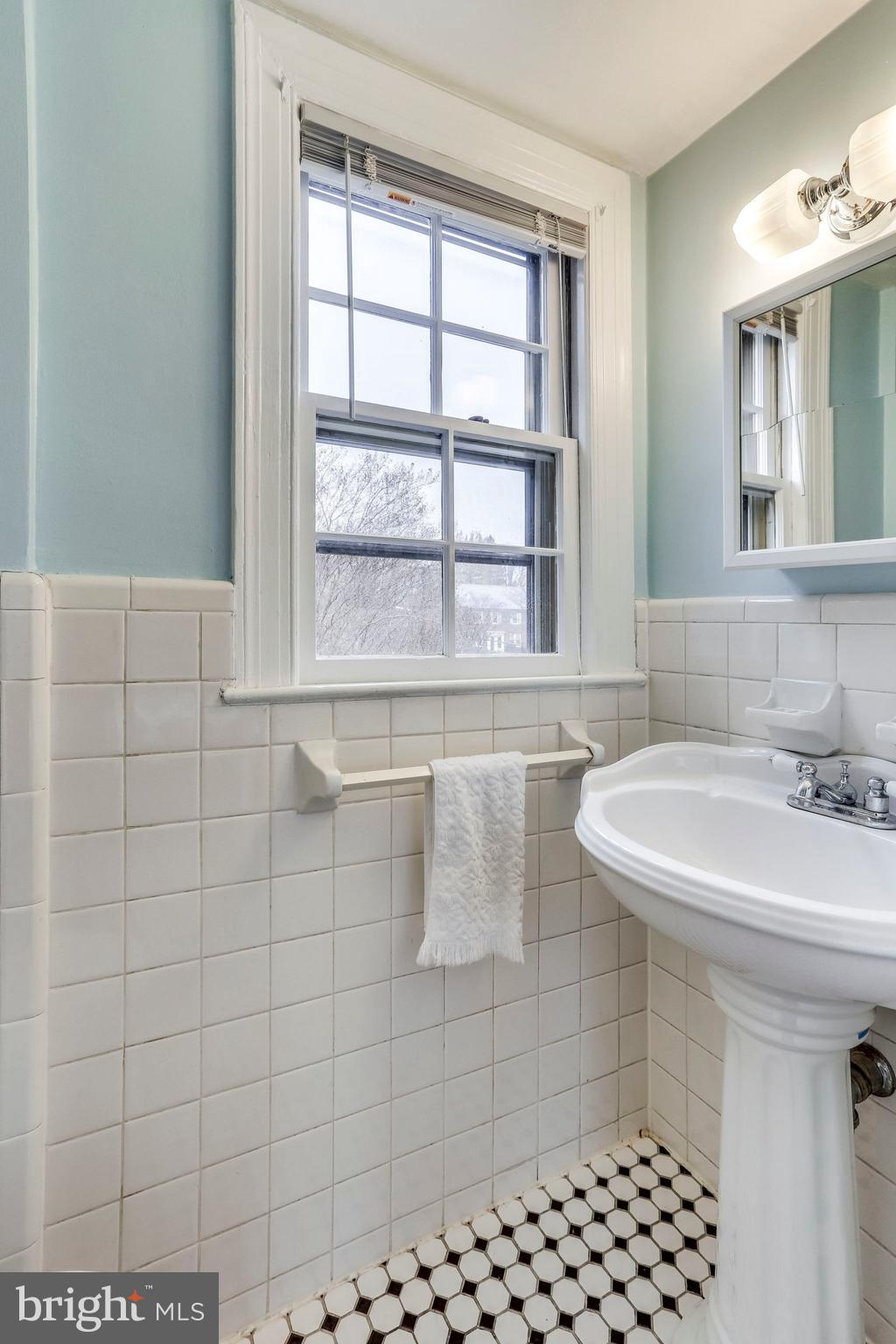 ARLINGTON VILLAGE - Residential