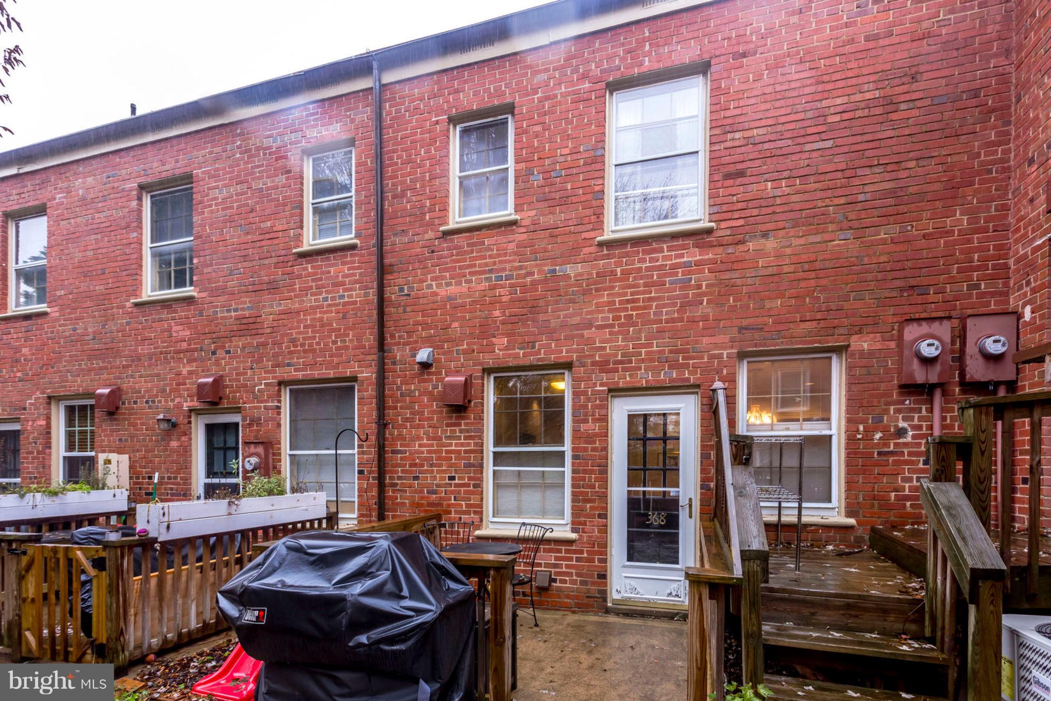 ARLINGTON VILLAGE - Residential