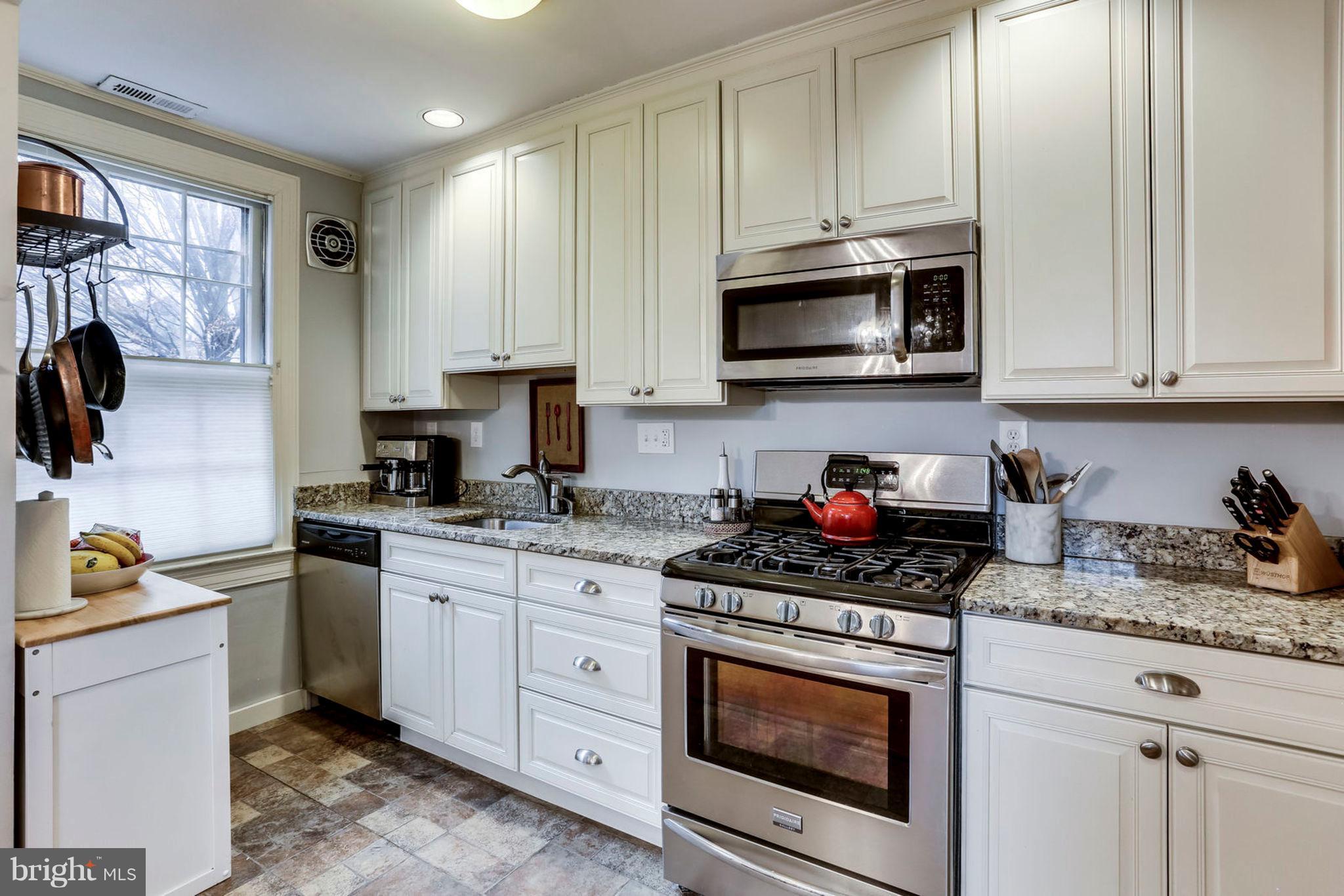 ARLINGTON VILLAGE - Residential