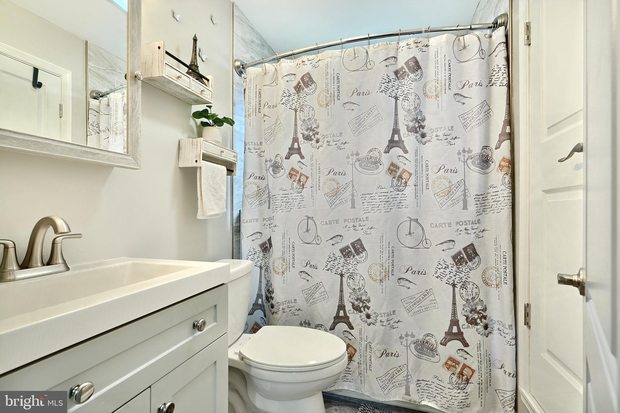 NORTH POINT VILLAGE - Residential