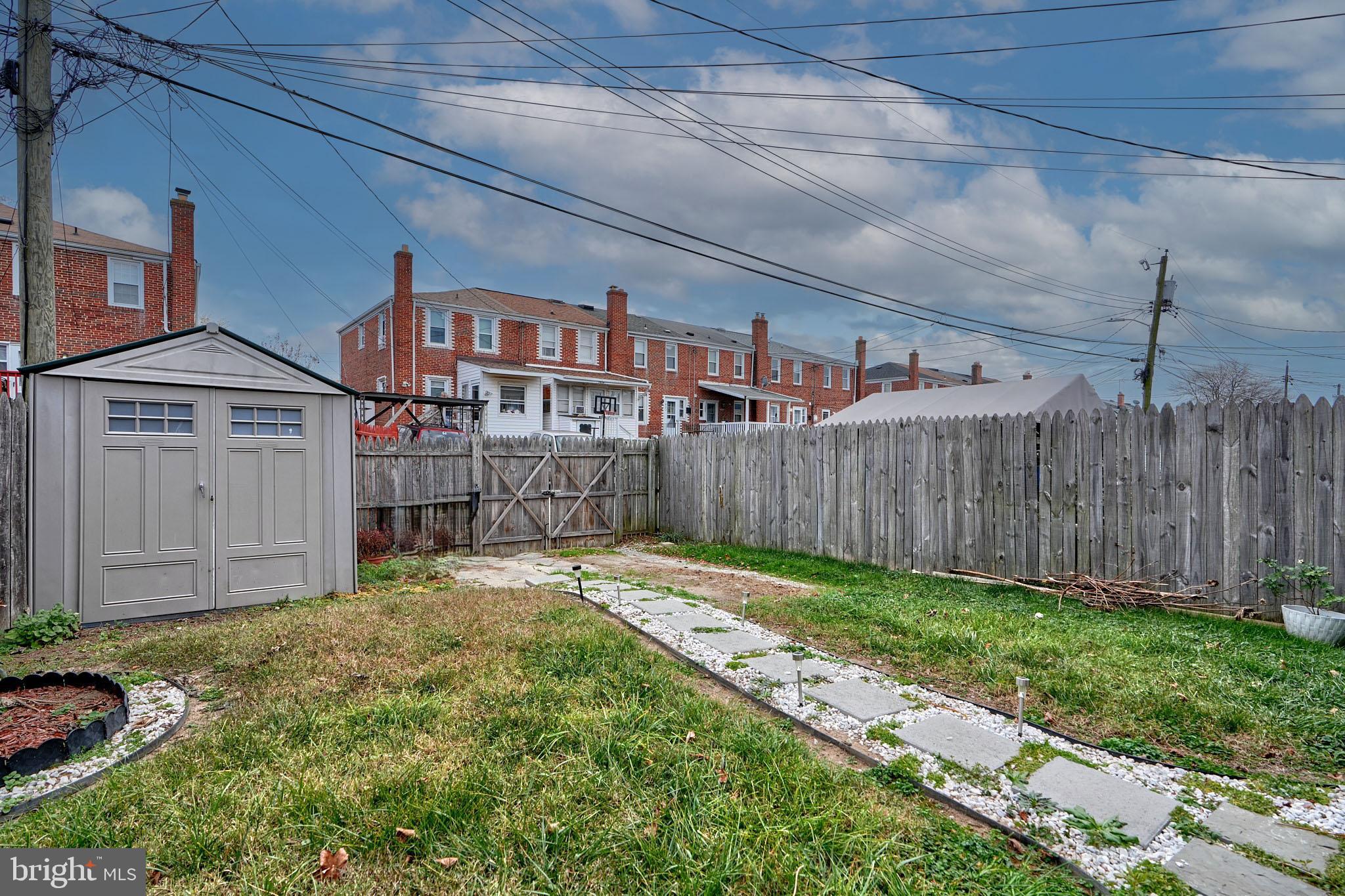 NORTH POINT VILLAGE - Residential