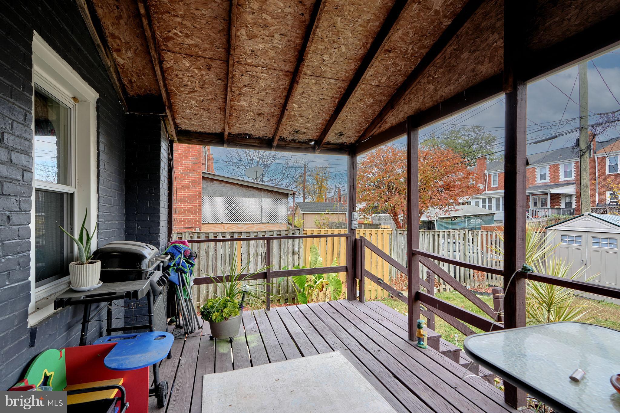 NORTH POINT VILLAGE - Residential