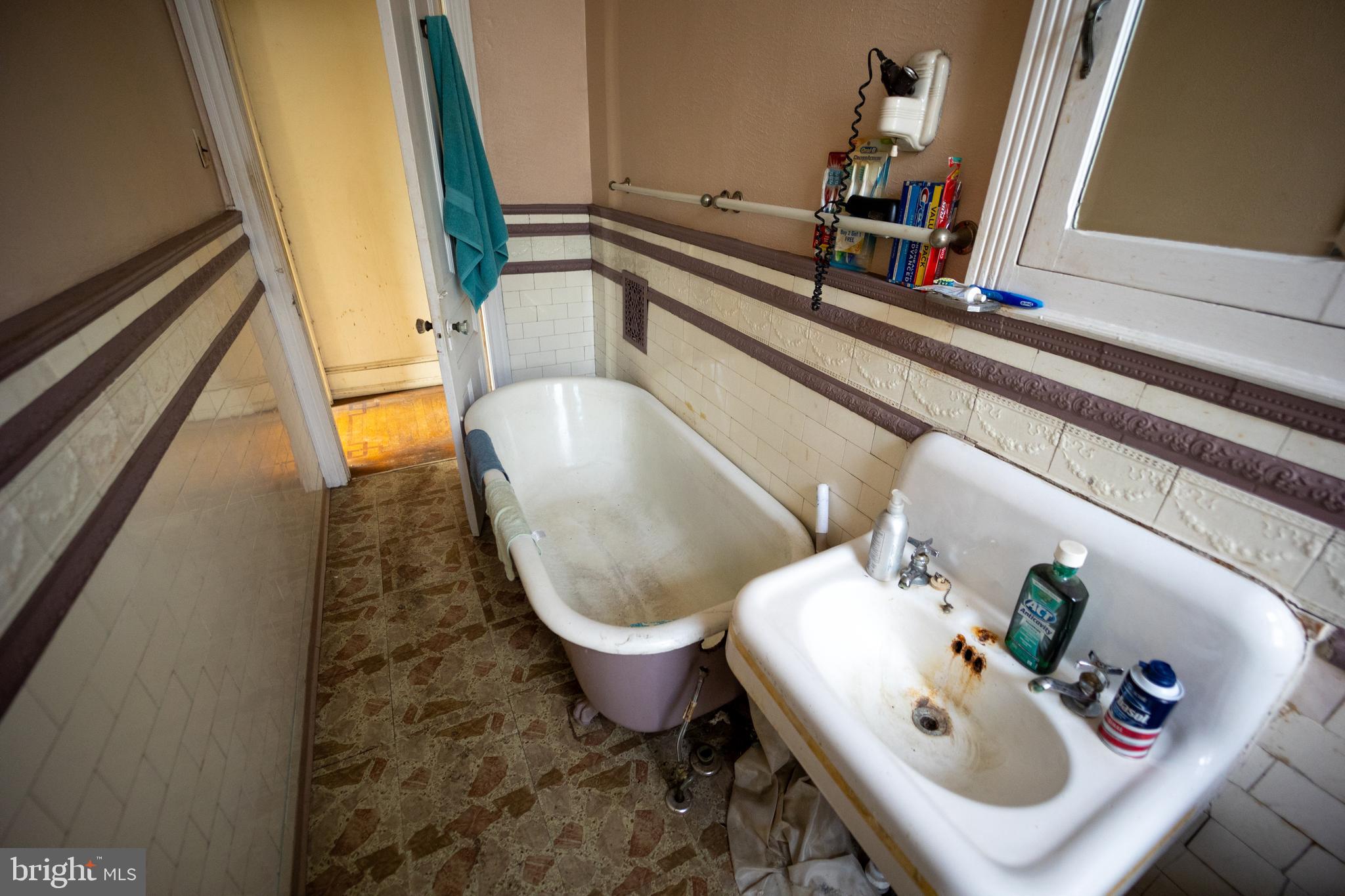 GERMANTOWN - Residential