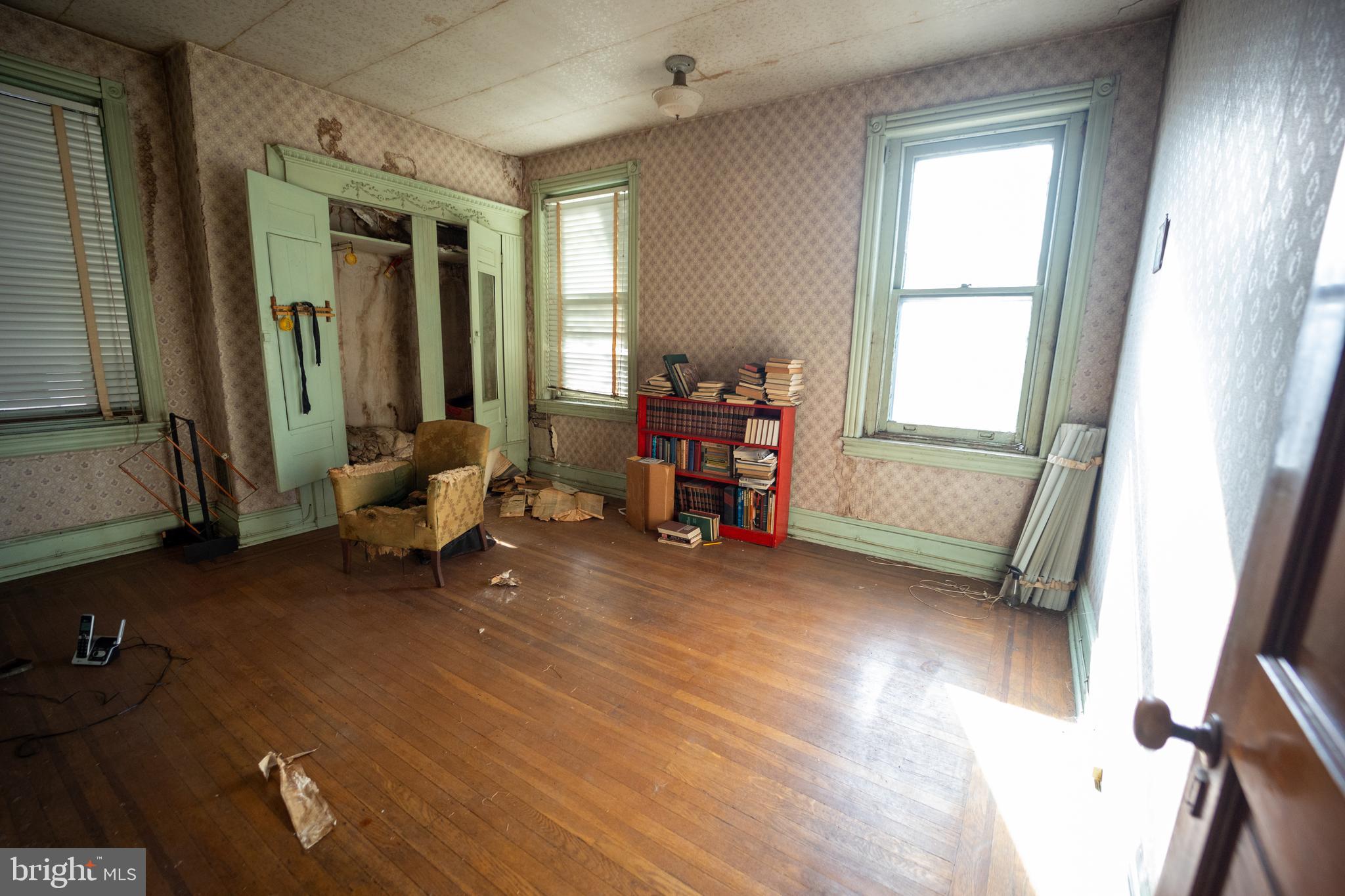 GERMANTOWN - Residential