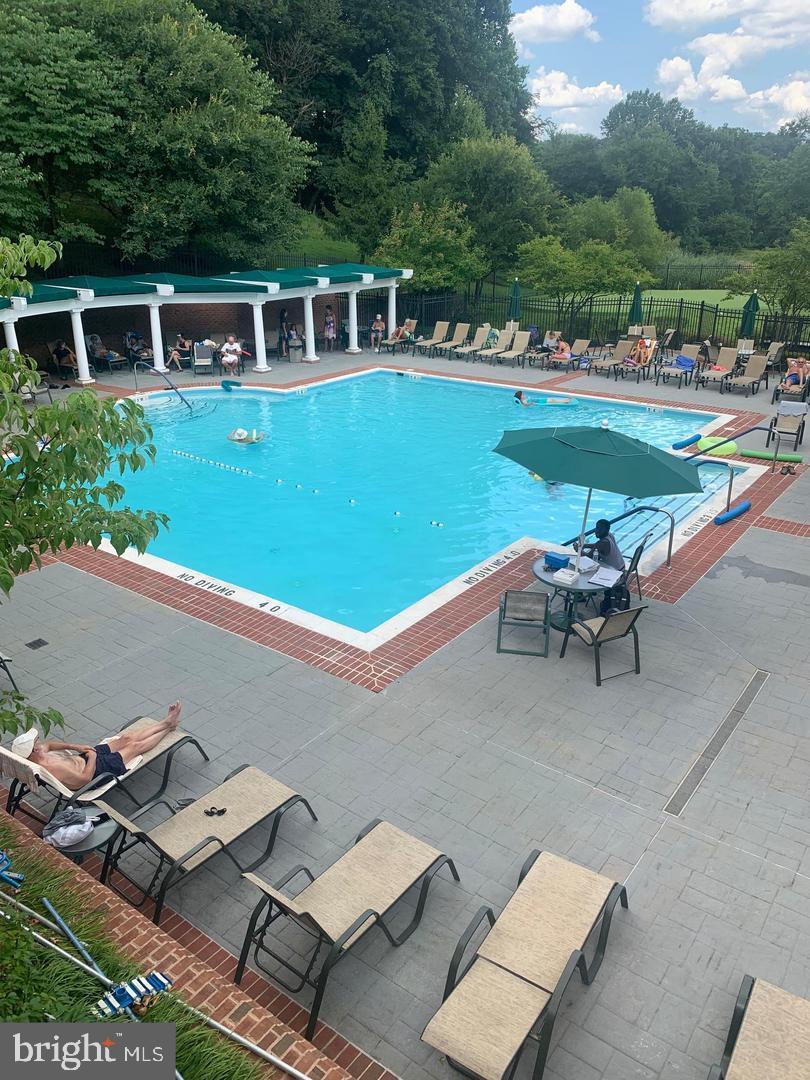 VILLAGES AT WOODHOLME - Residential