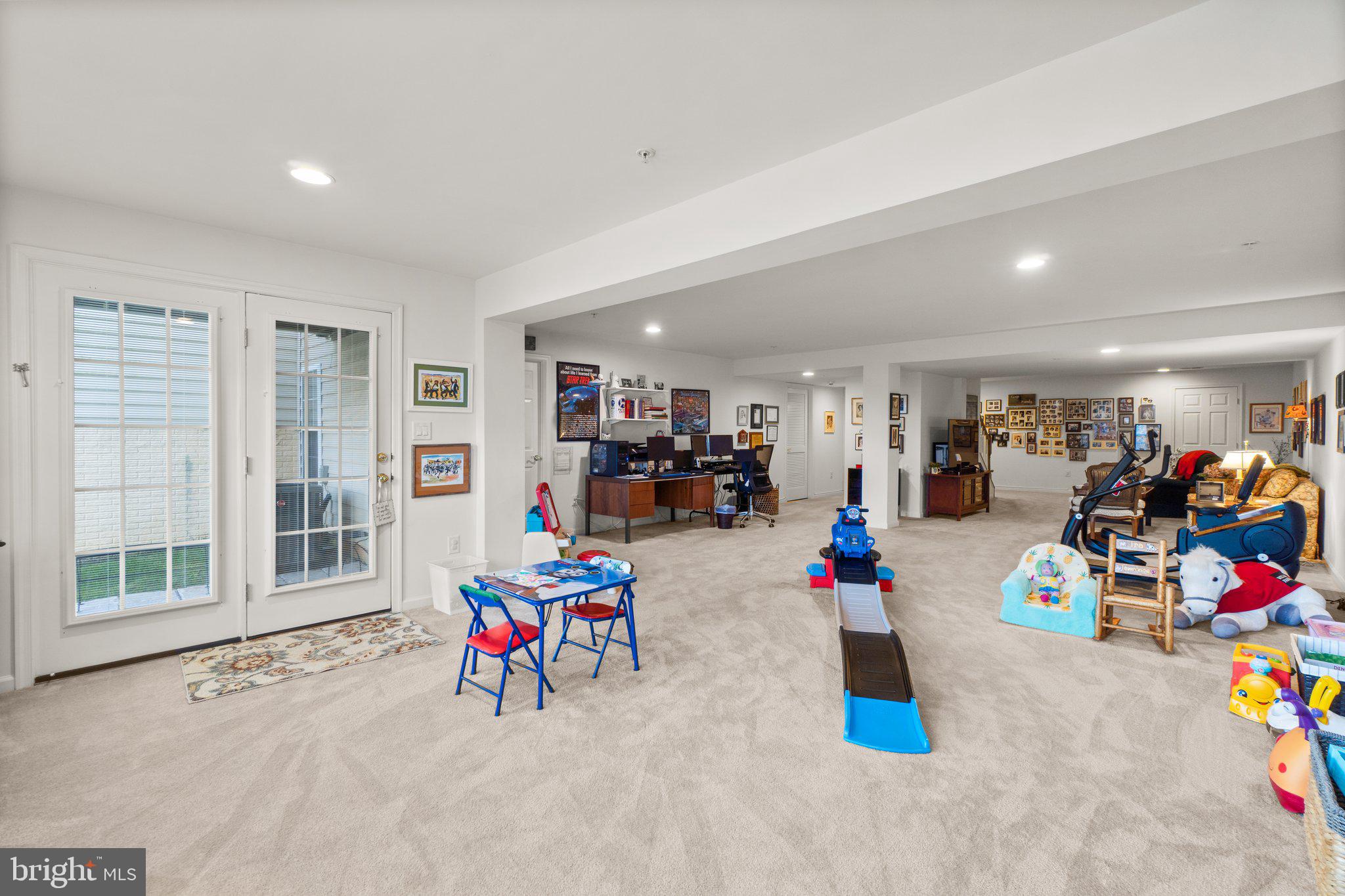 VILLAGES AT WOODHOLME - Residential