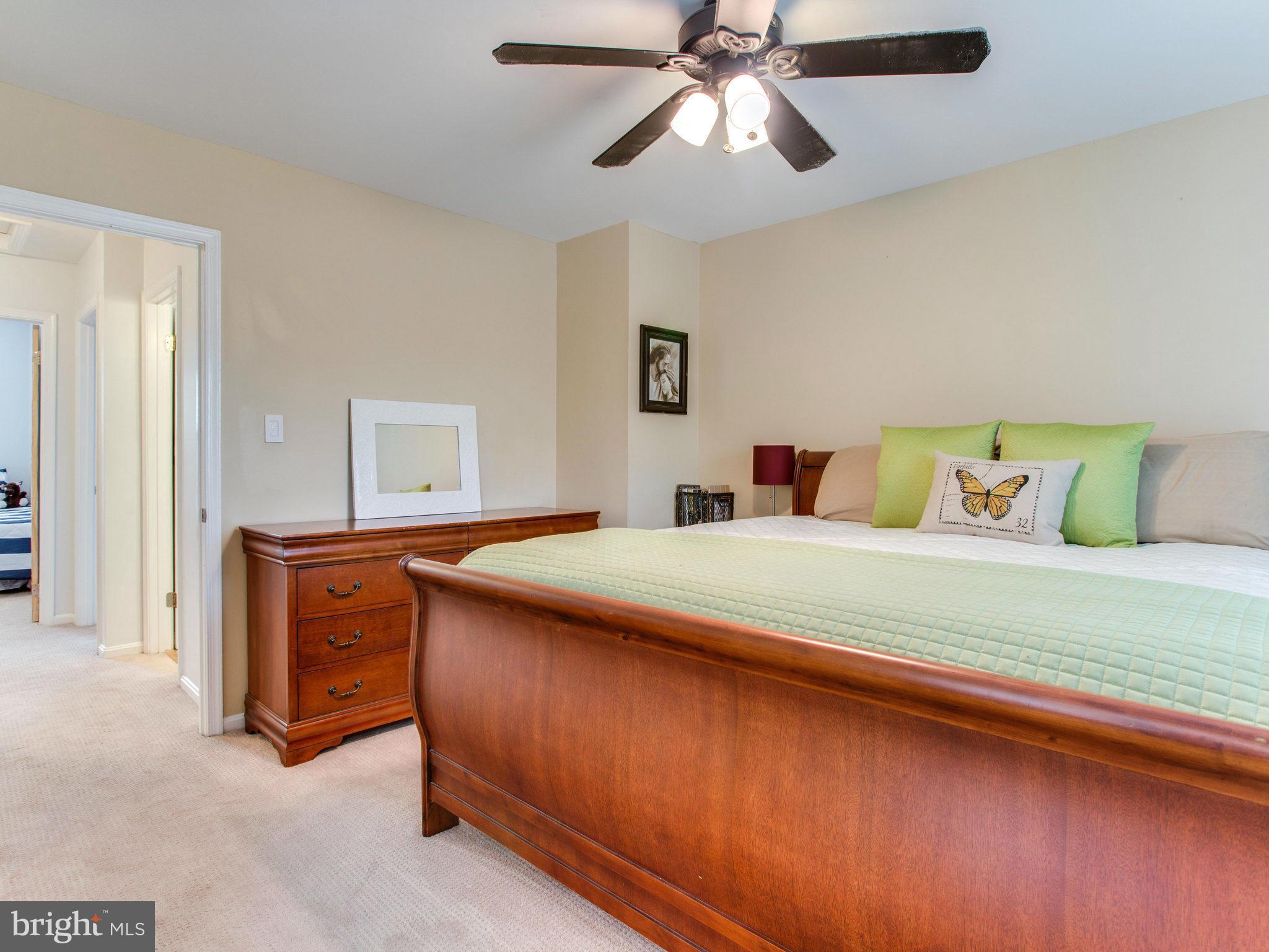 CROFTON COMMONS - Residential