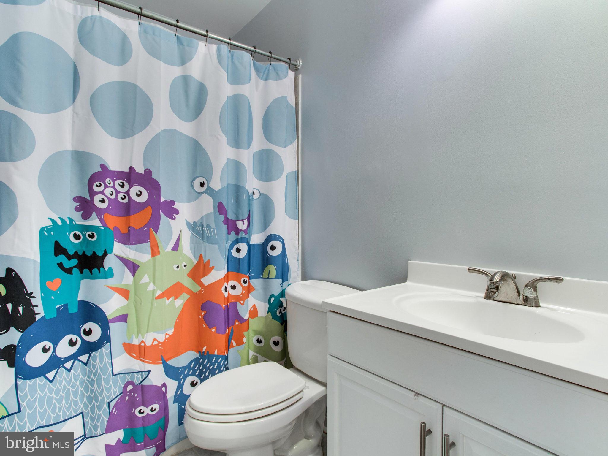 CROFTON COMMONS - Residential