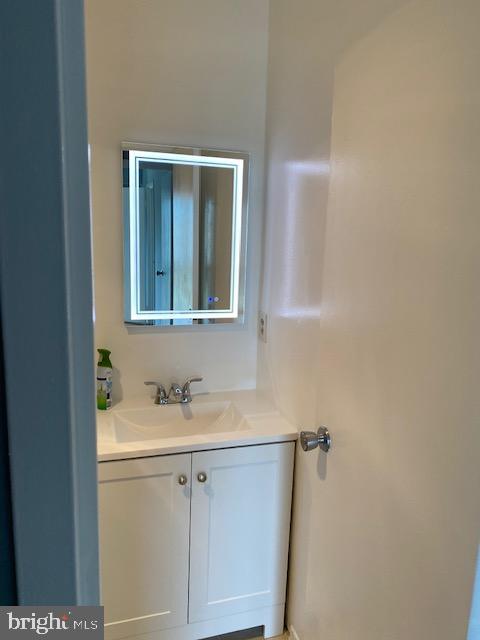 EDSALL BLUFF - Residential Lease