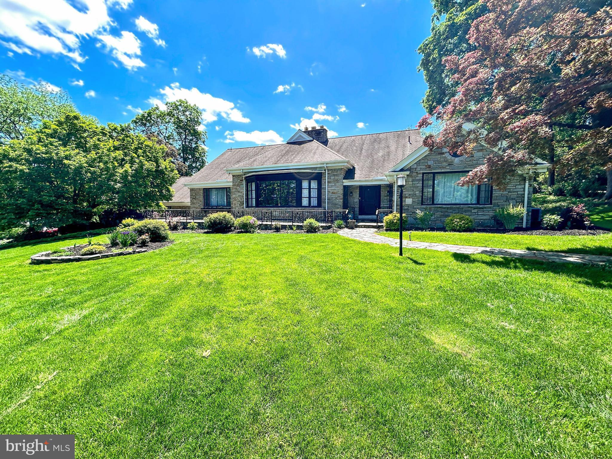 800 GRANTLEY COURT