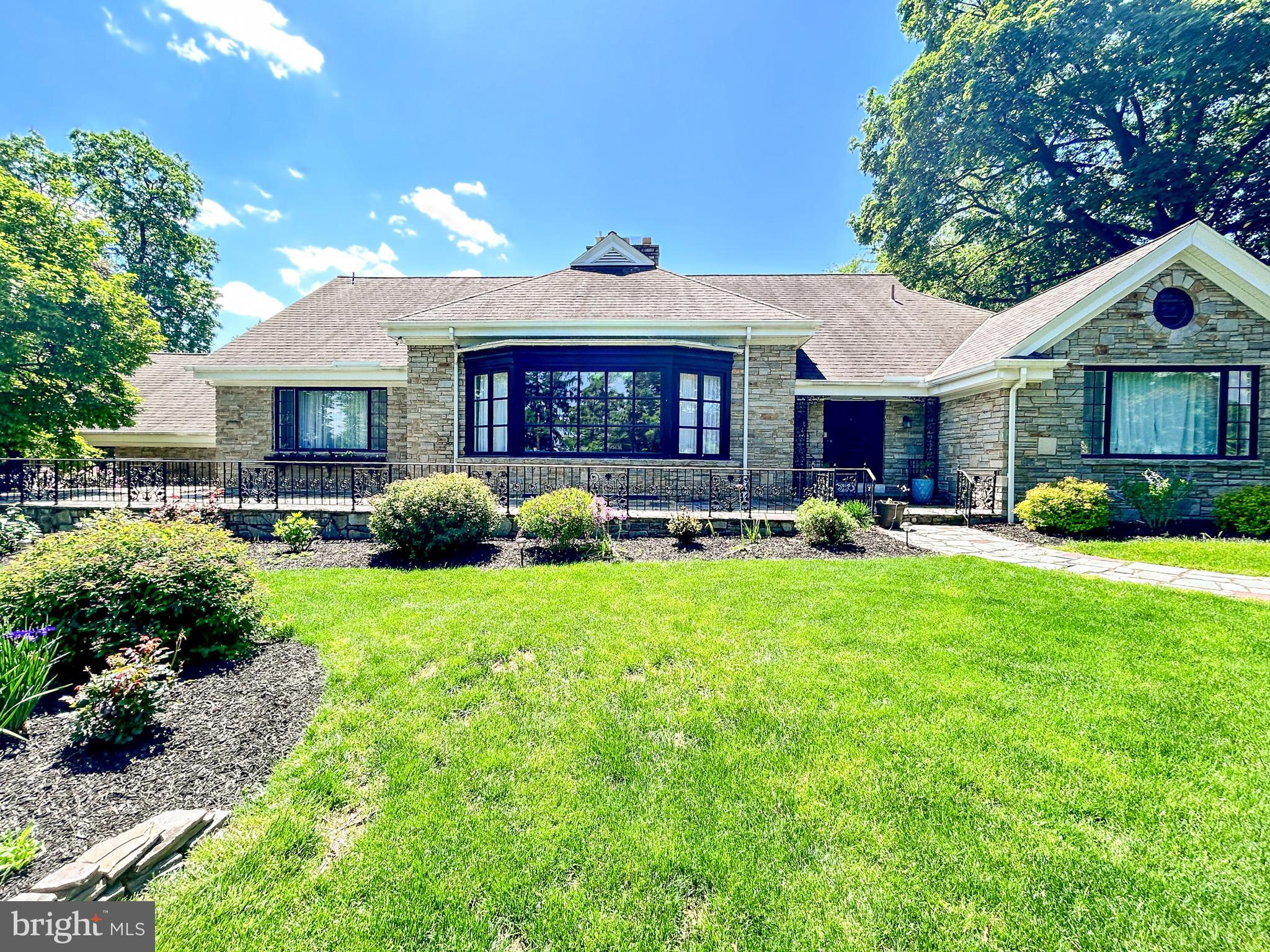 800 GRANTLEY COURT