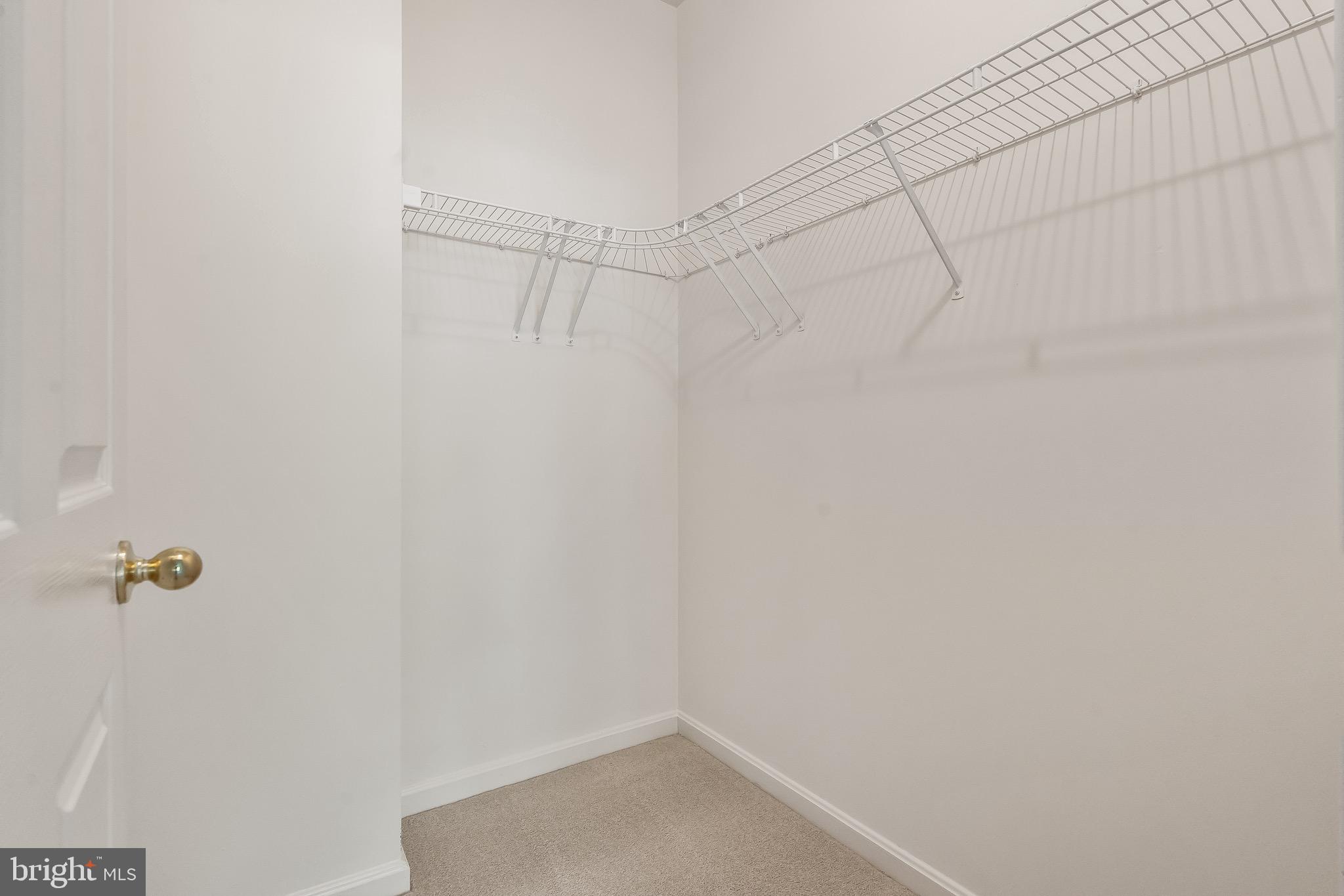 SUTTON RIDGE - Residential