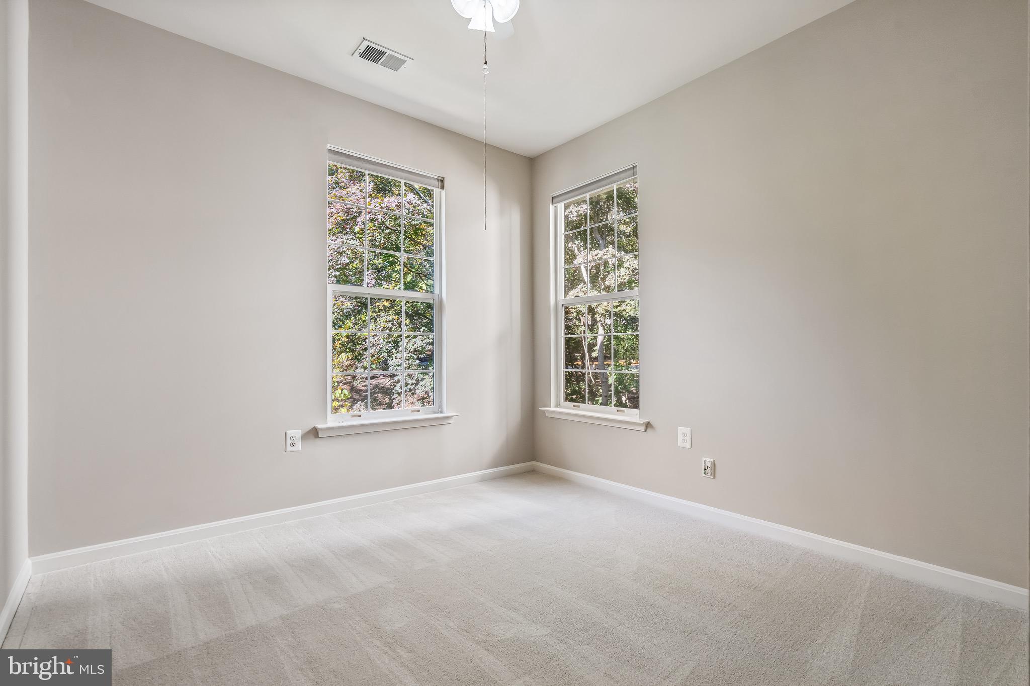 SUTTON RIDGE - Residential