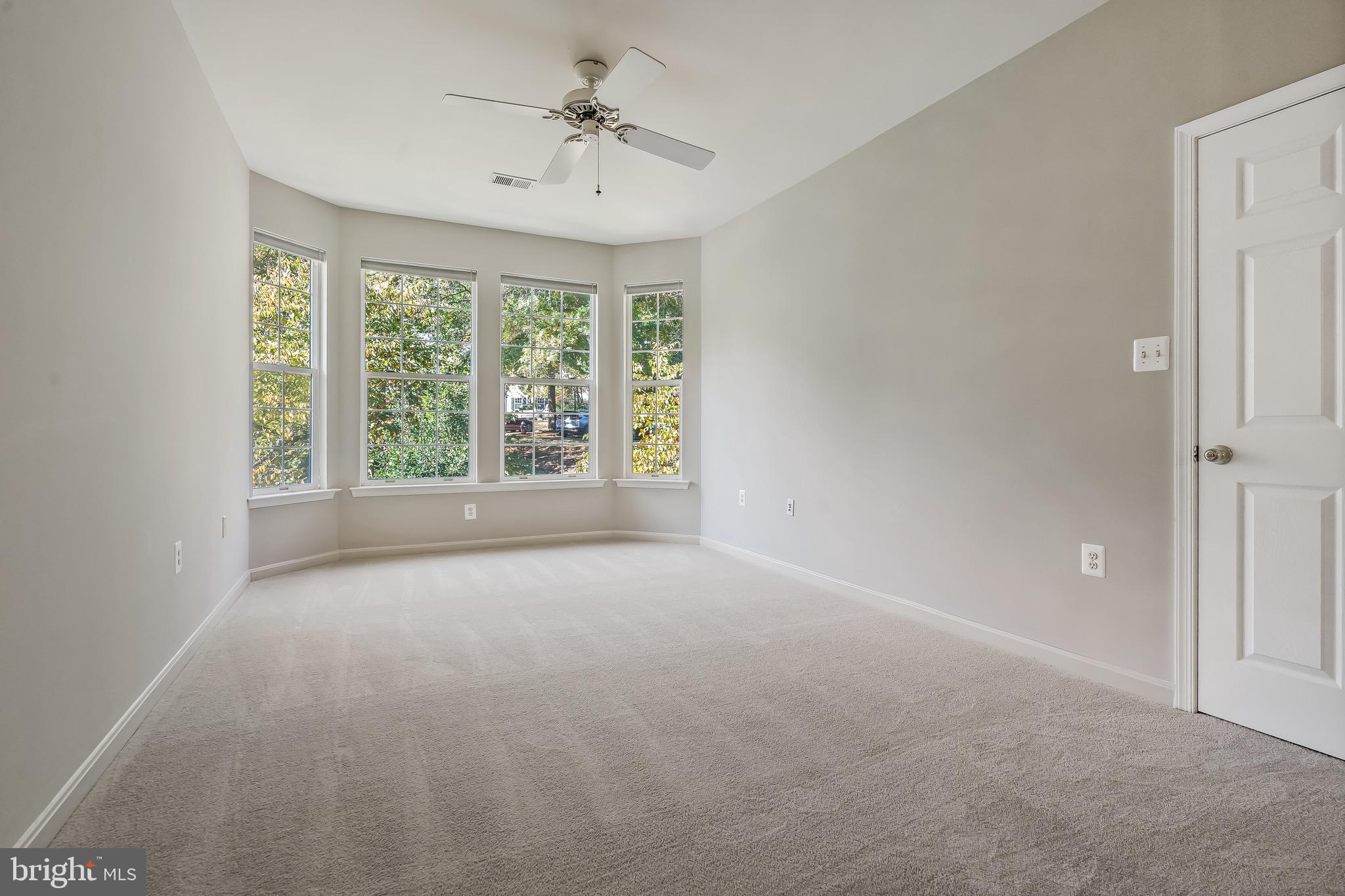 SUTTON RIDGE - Residential