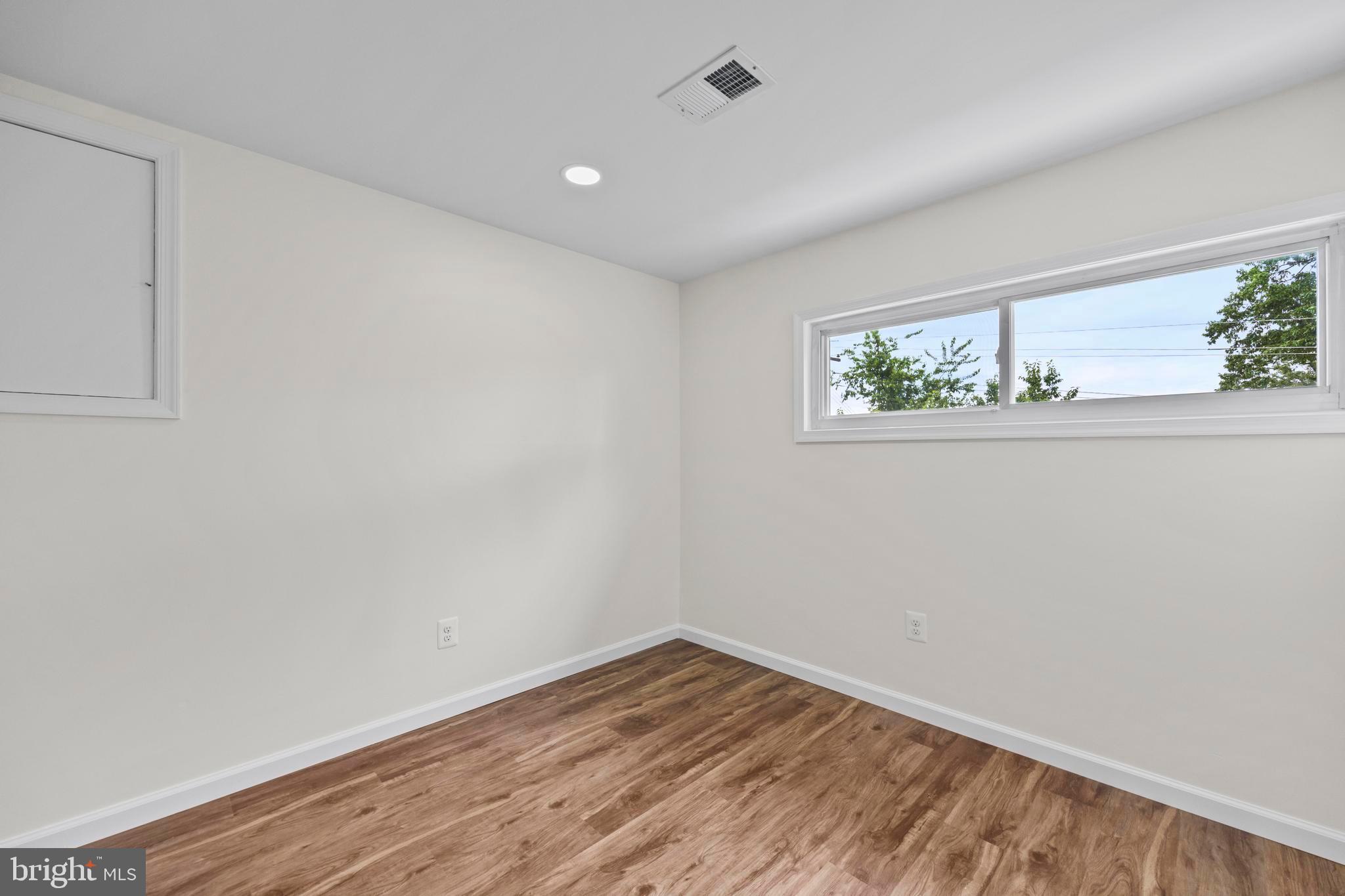 WYNNEWOOD - Residential